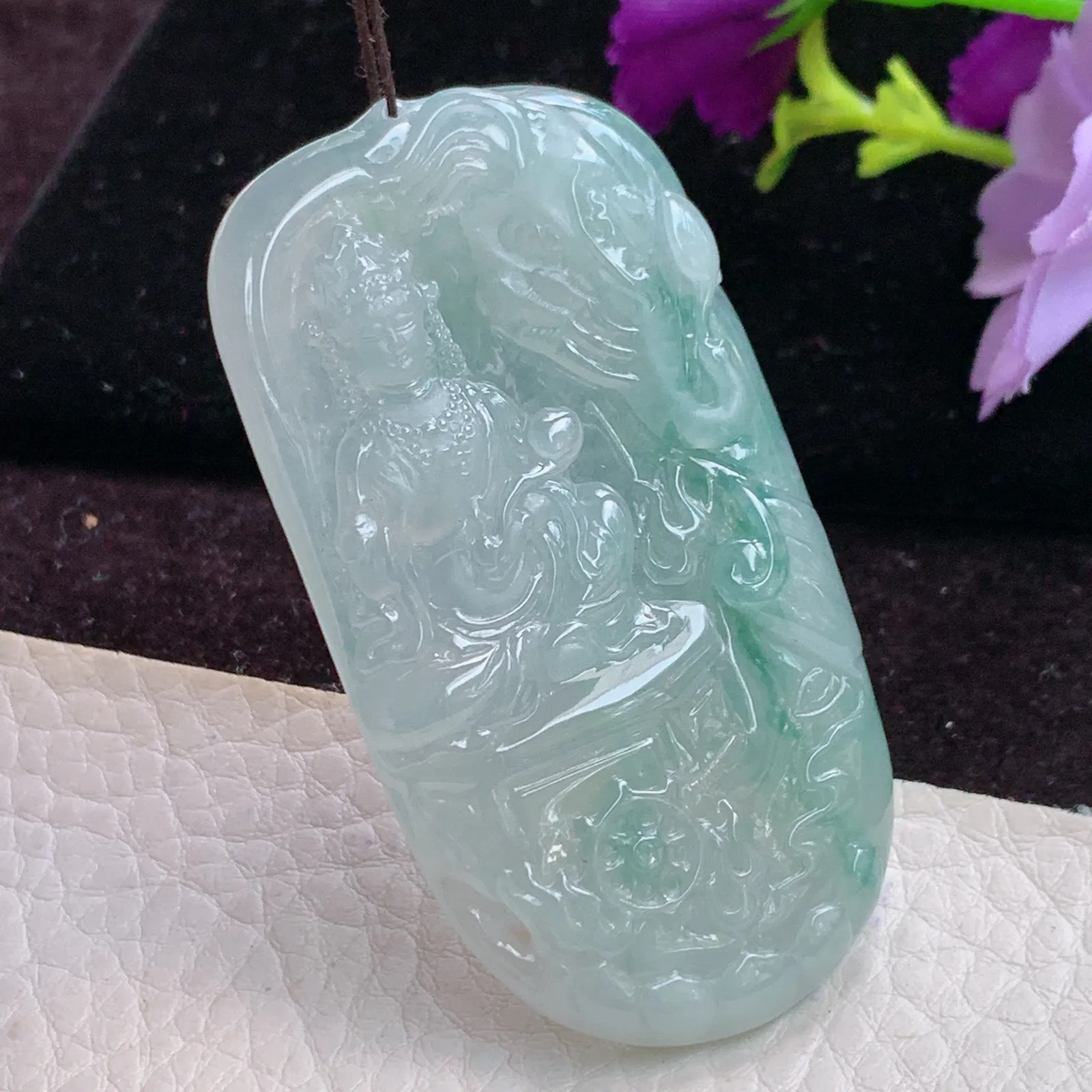 sd实拍61.8*32.8*6.4老坑精雕冰胶飘花生肖守护神普贤菩萨玉吊坠 玉挂件