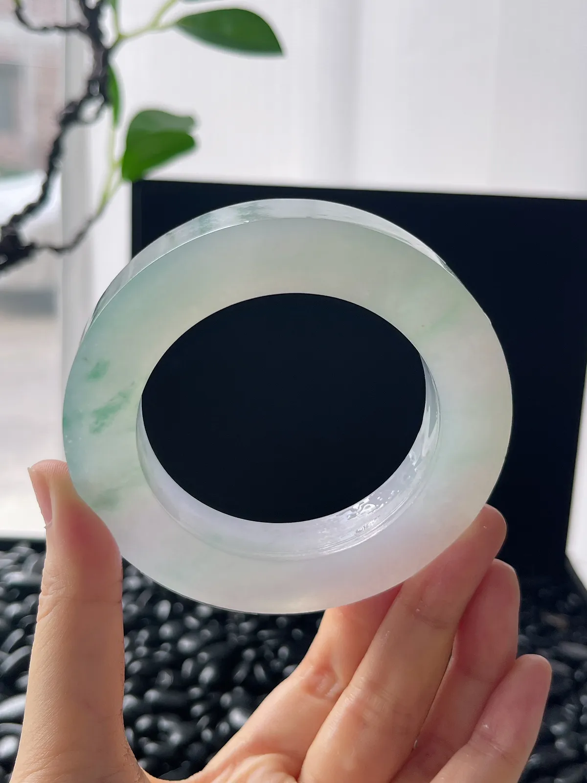 翡翠镯饼，⭕️正圈最大做63，圆条最大做59；最小做54.8