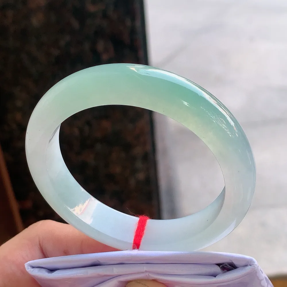 正圈高冰蓝绿 无瑕 尺寸:55.8/12.8/8.4 种水好🥰🥰