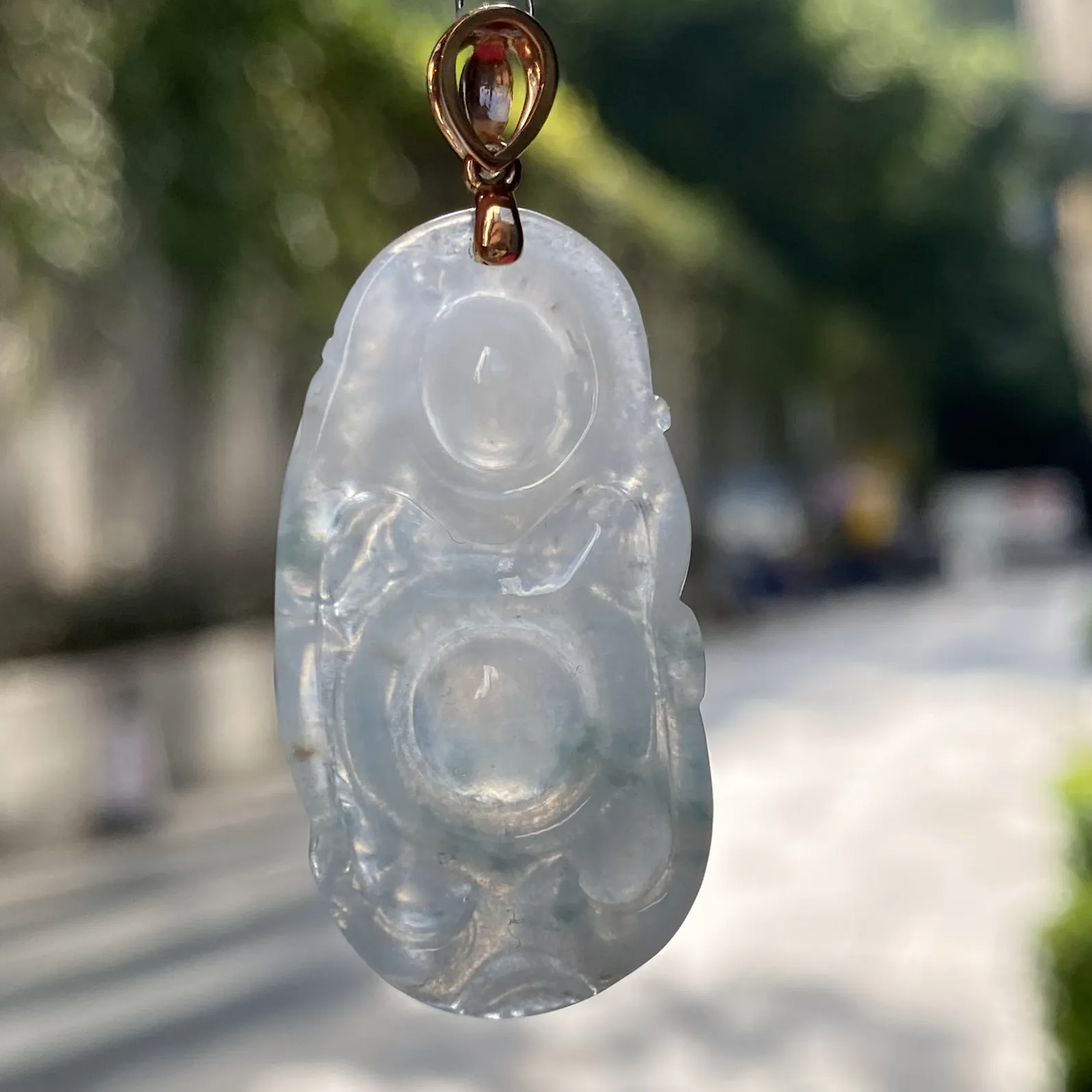 推荐【冰飘花布袋佛公】无纹裂，水润冰透，种老起光，细腻，飘花雅，品相佳，超值～～44*35.6*18.9*5.1