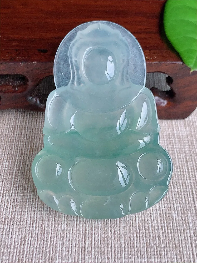 a货翡翠老坑冰种晴水正装观音吊坠 尺寸55.2×38×5.7mm 重量19.60g 0716