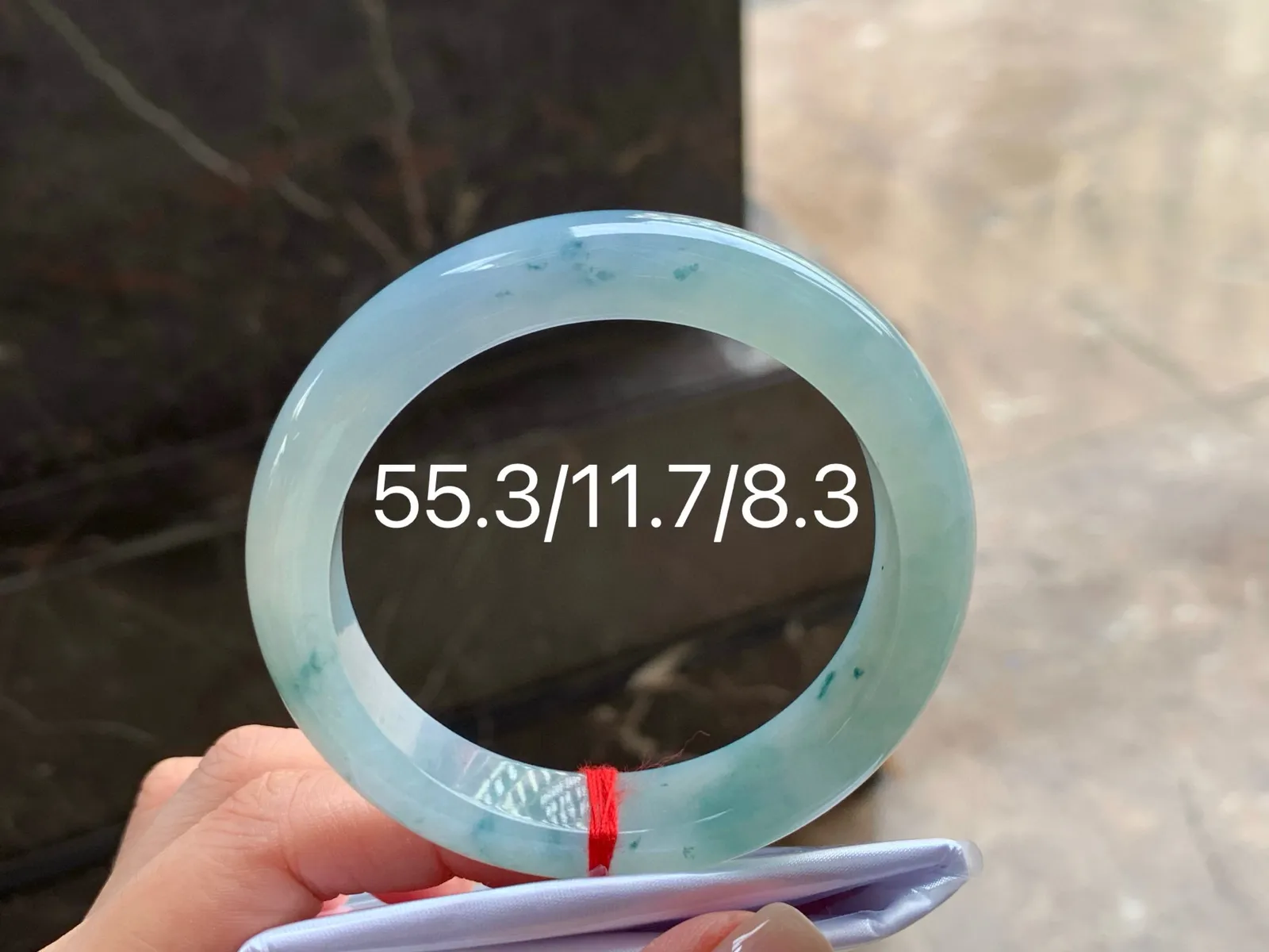 飘花手镯
水润55.3/11.7/8.3mm