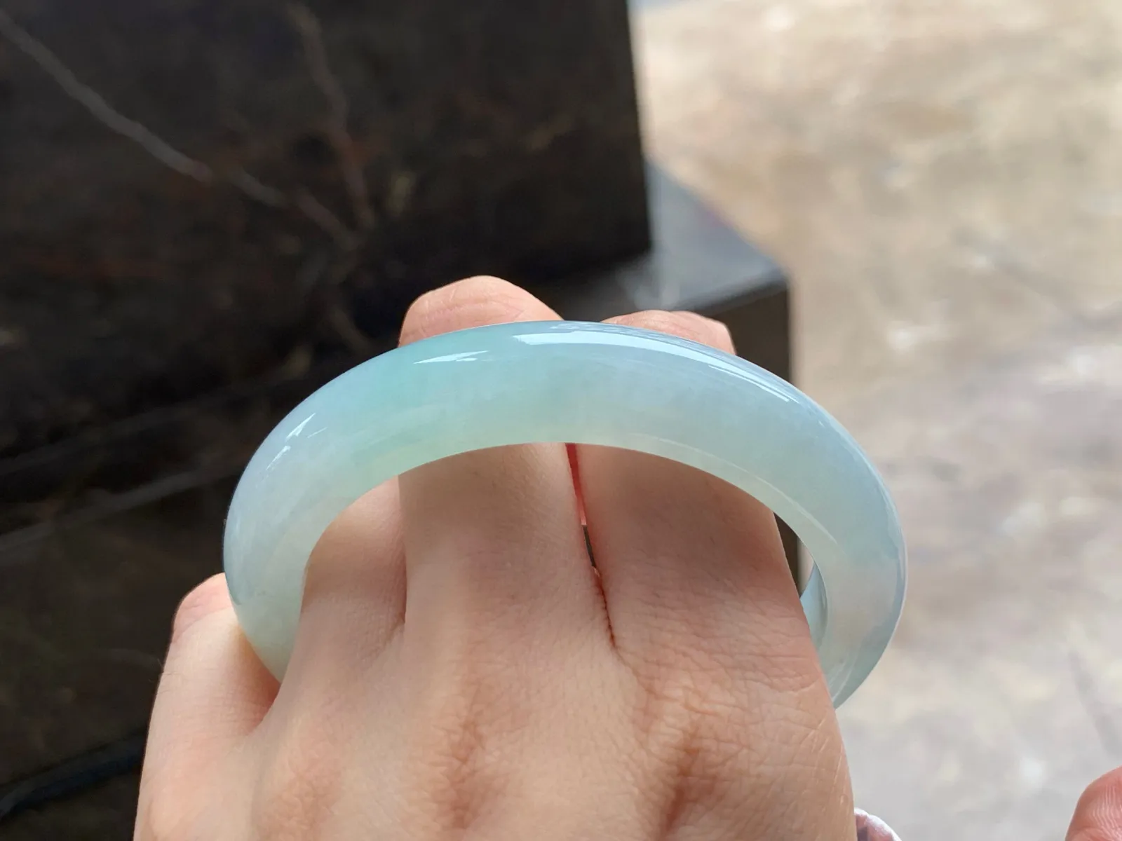 手镯
干净清爽 57/12.3/9.5mm