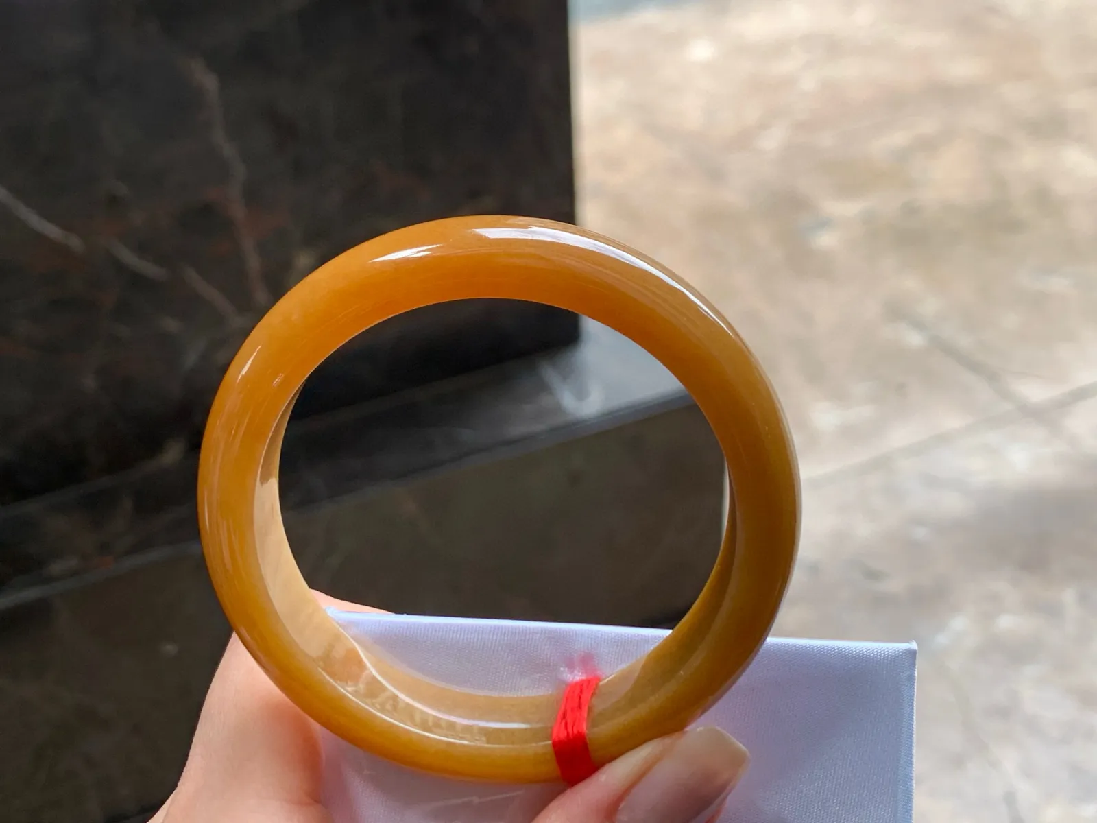 黄翡手镯
独特55.4/12.6/8mm