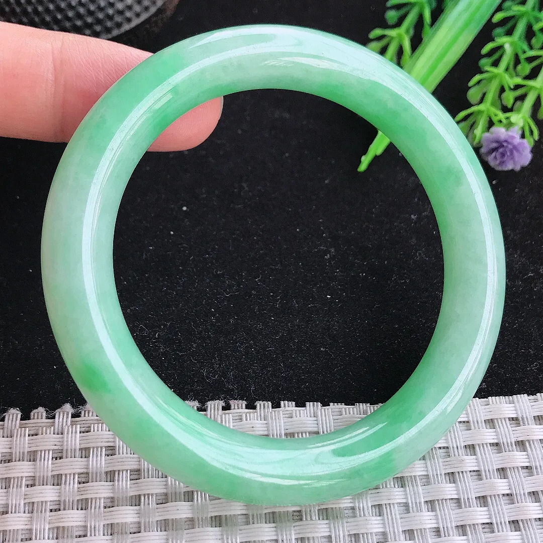 自然光54.5/10.2/9.7老坑秀气满绿苹果绿圆条手镯玉镯平安镯美人镯