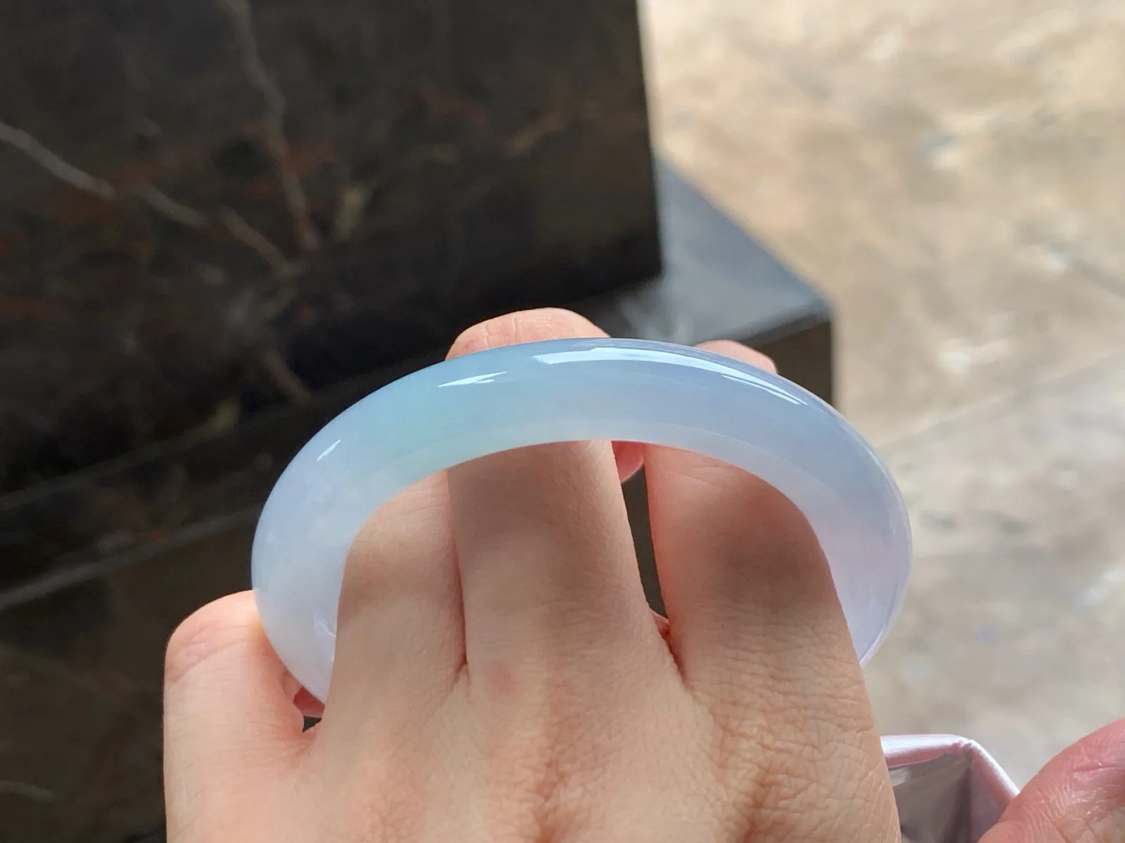冰种福镯
水润52.7/10.5mm
