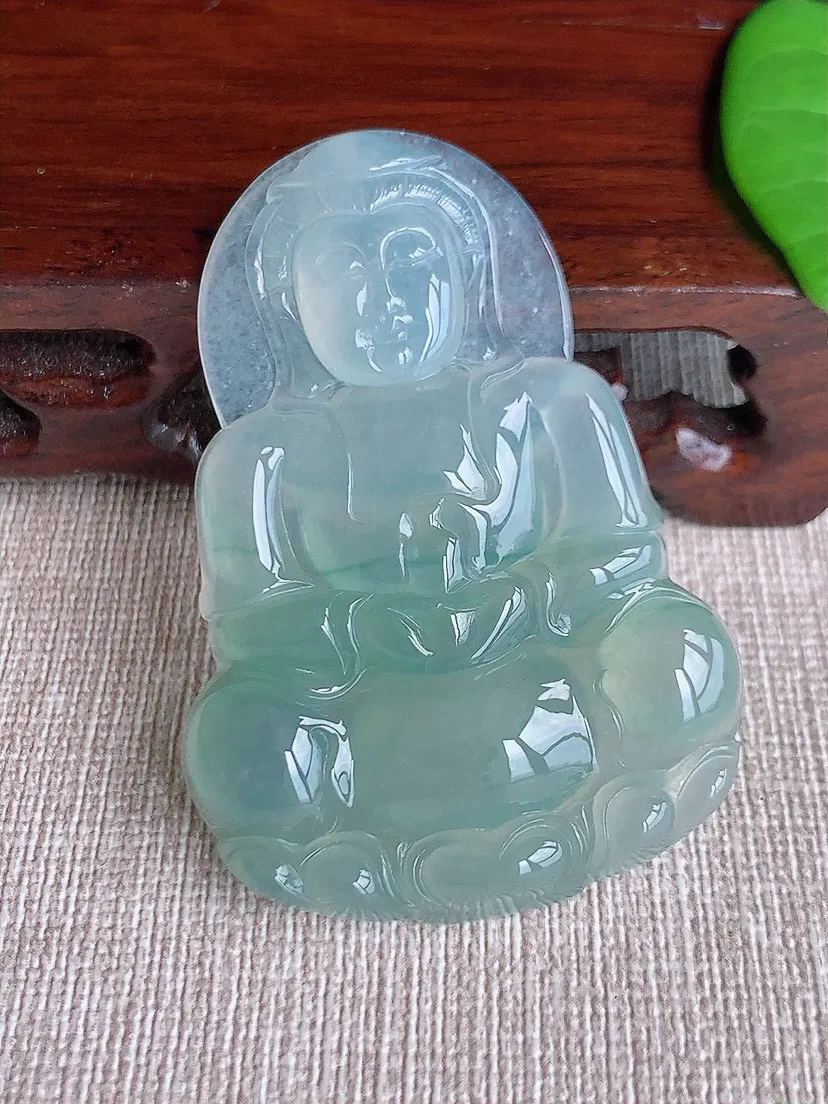 a货翡翠老坑冰种晴水正装观音吊坠 尺寸55.2×38×5.7mm 重量19.60g 0716