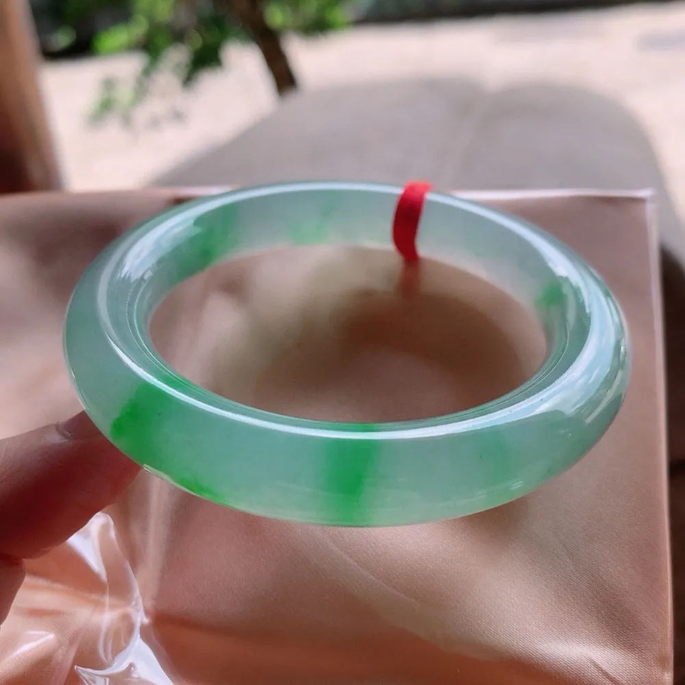 圆条高冰阳绿 一丝细线 尺寸:55.9/11.1阳绿 高品质