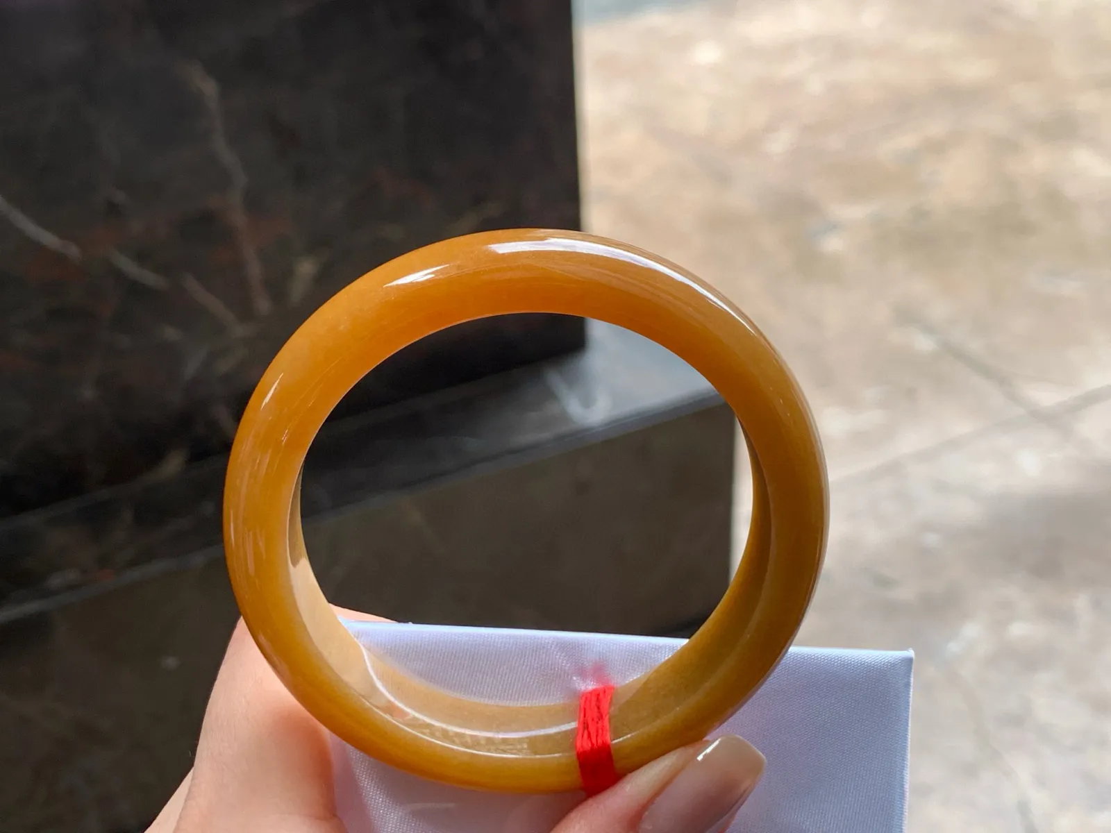 黄翡手镯
独特55.4/12.6/8mm