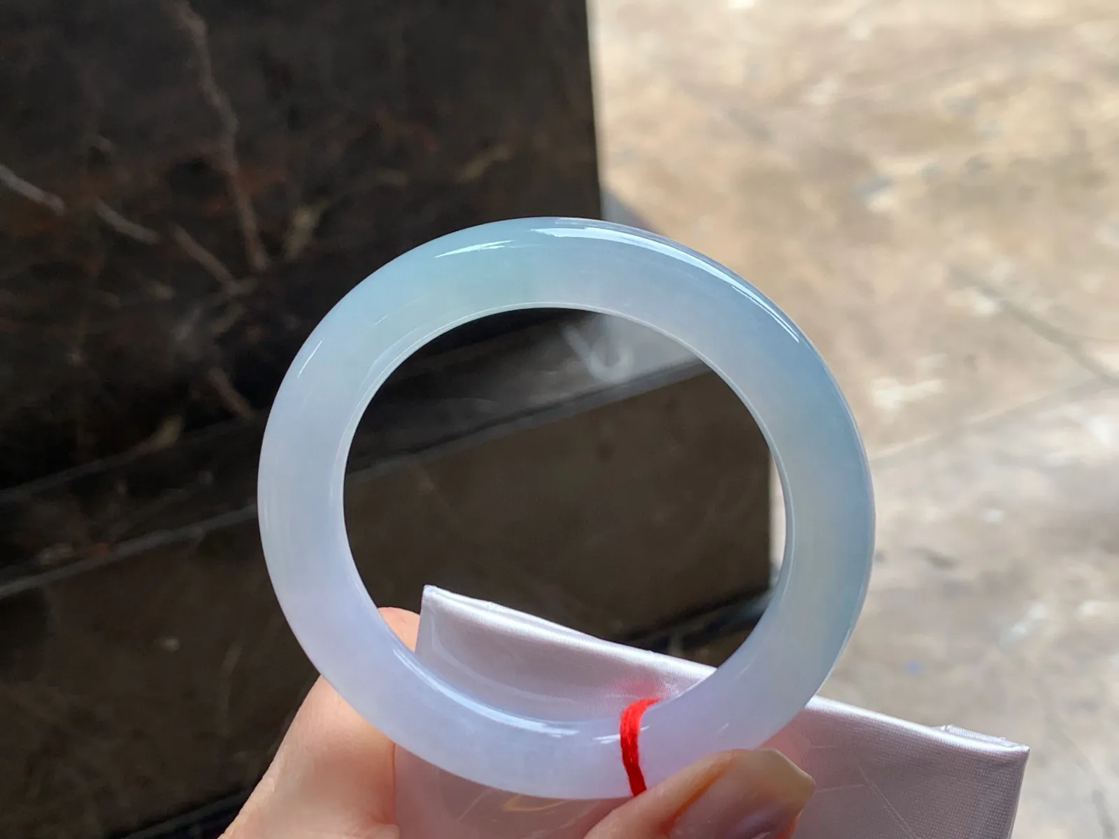 冰种福镯
水润52.7/10.5mm