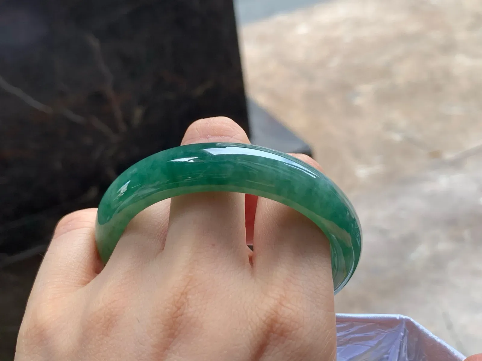 飘花手镯
水润独特 55/12.5/7.6mm