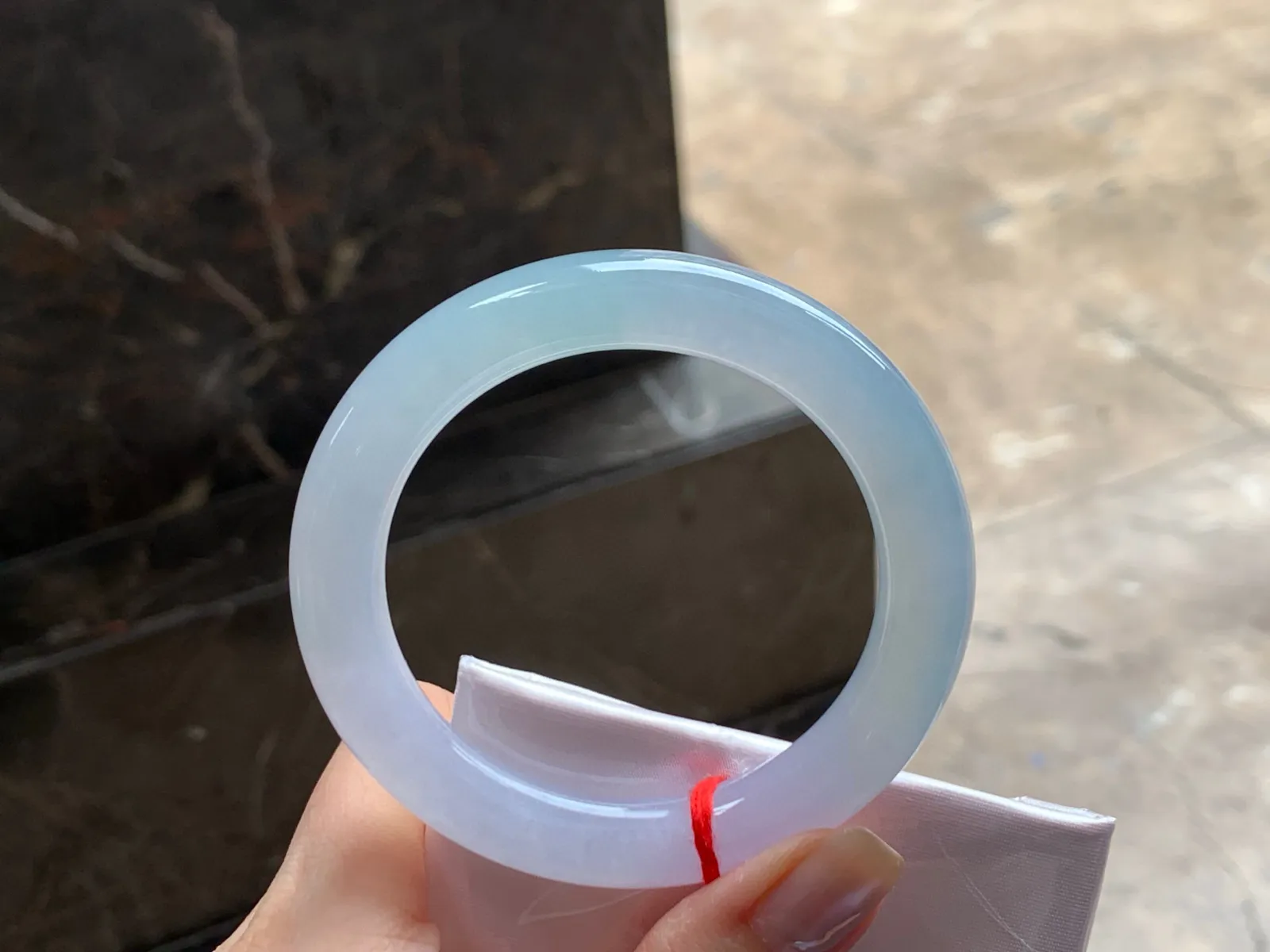冰种福镯
水润52.7/10.5mm