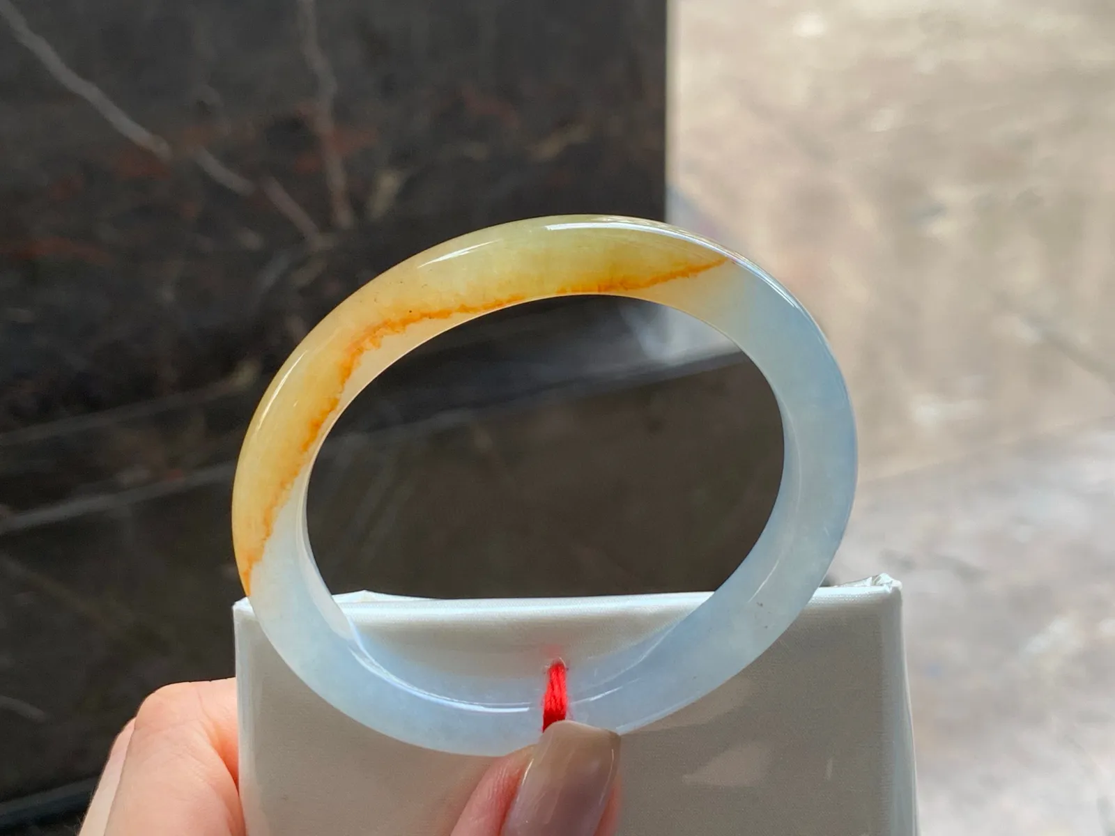 冰黄贵妃镯
种老独特 54.3/7.9/7.8mm