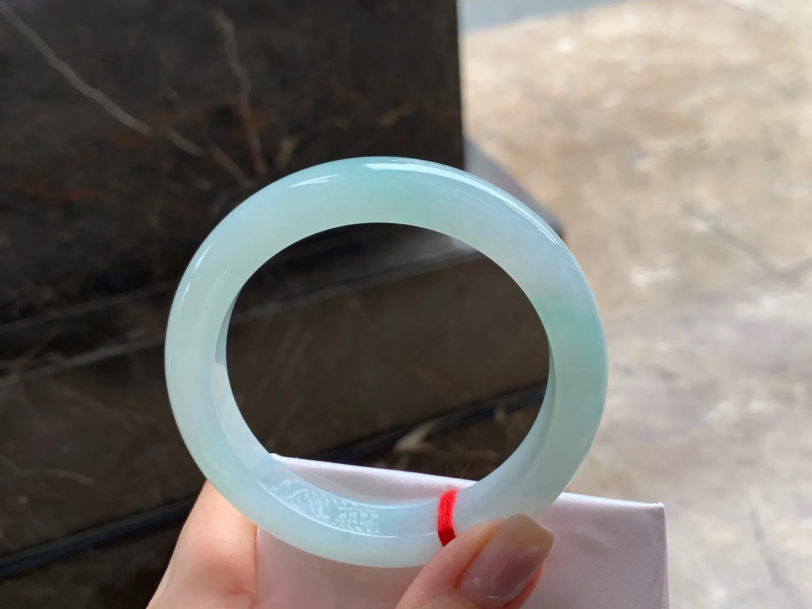 手镯
干净清爽 57/12.3/9.5mm