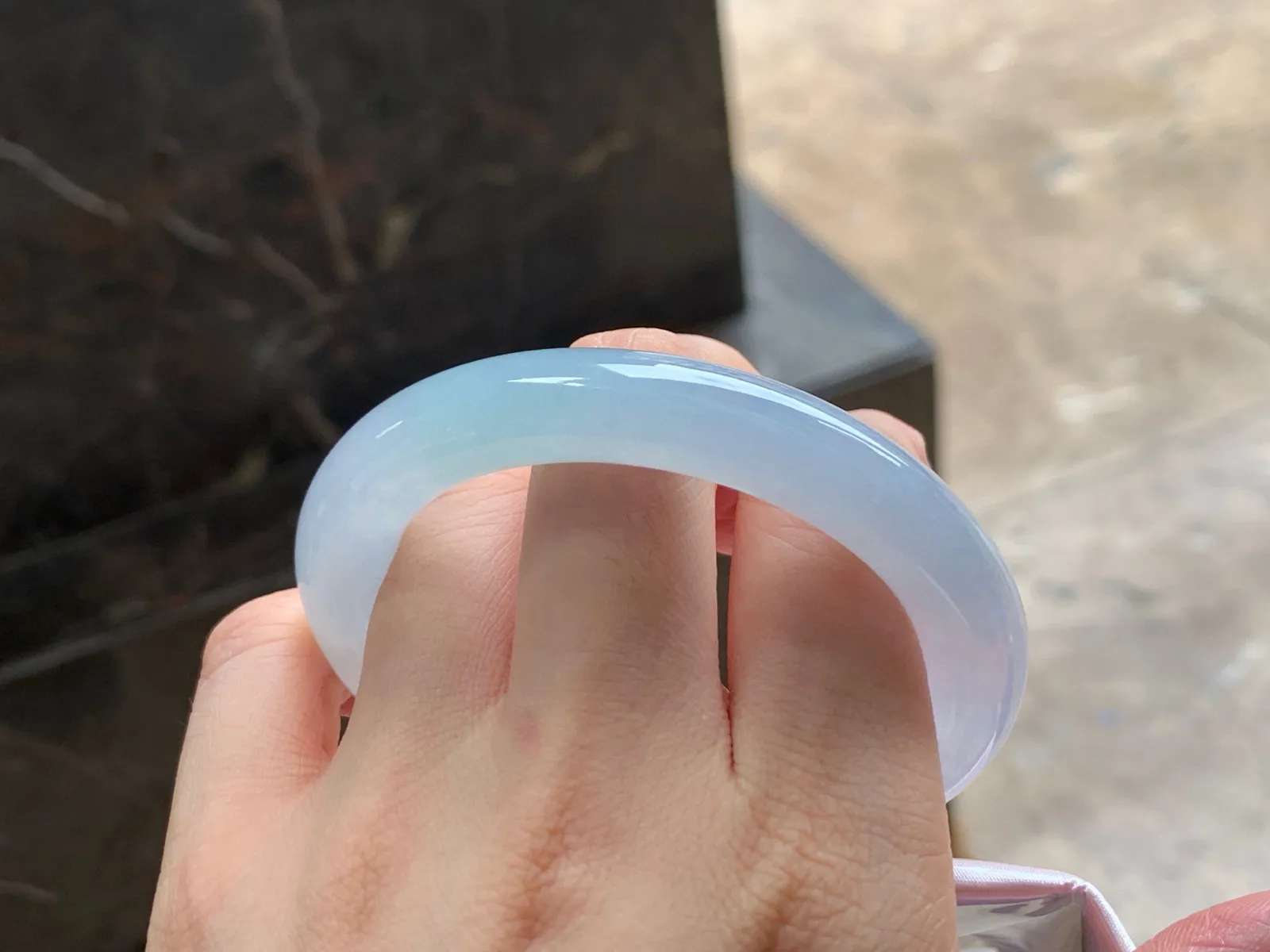 冰种福镯
水润52.7/10.5mm