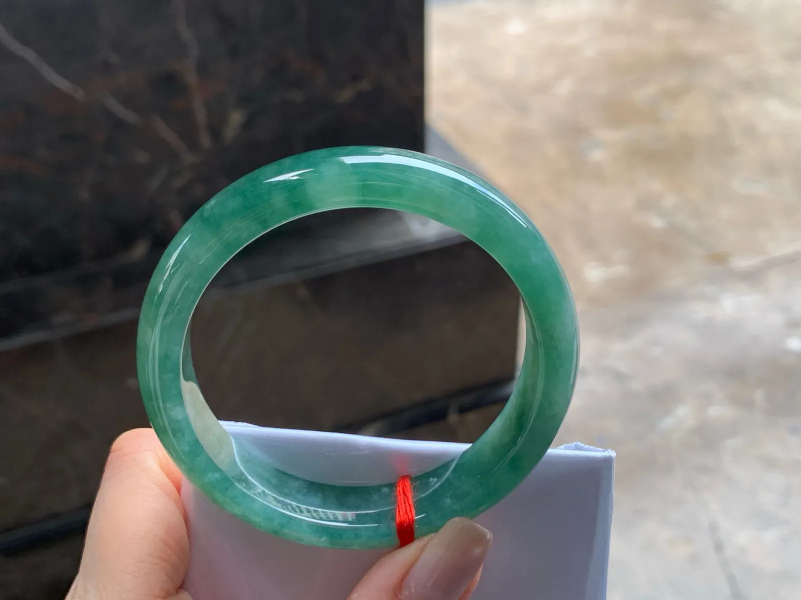飘花手镯
水润独特 55/12.5/7.6mm