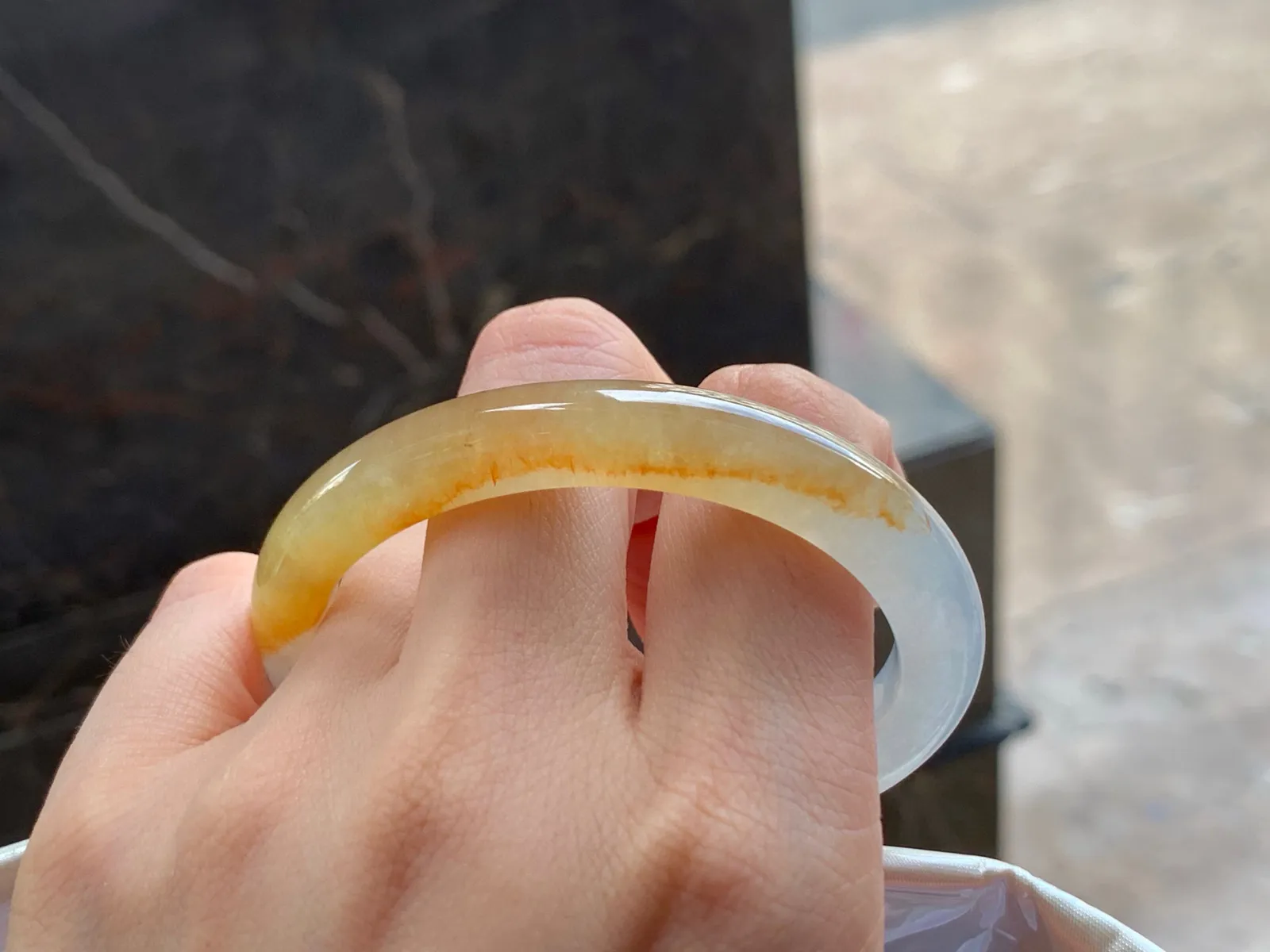 冰黄贵妃镯
种老独特 54.3/7.9/7.8mm