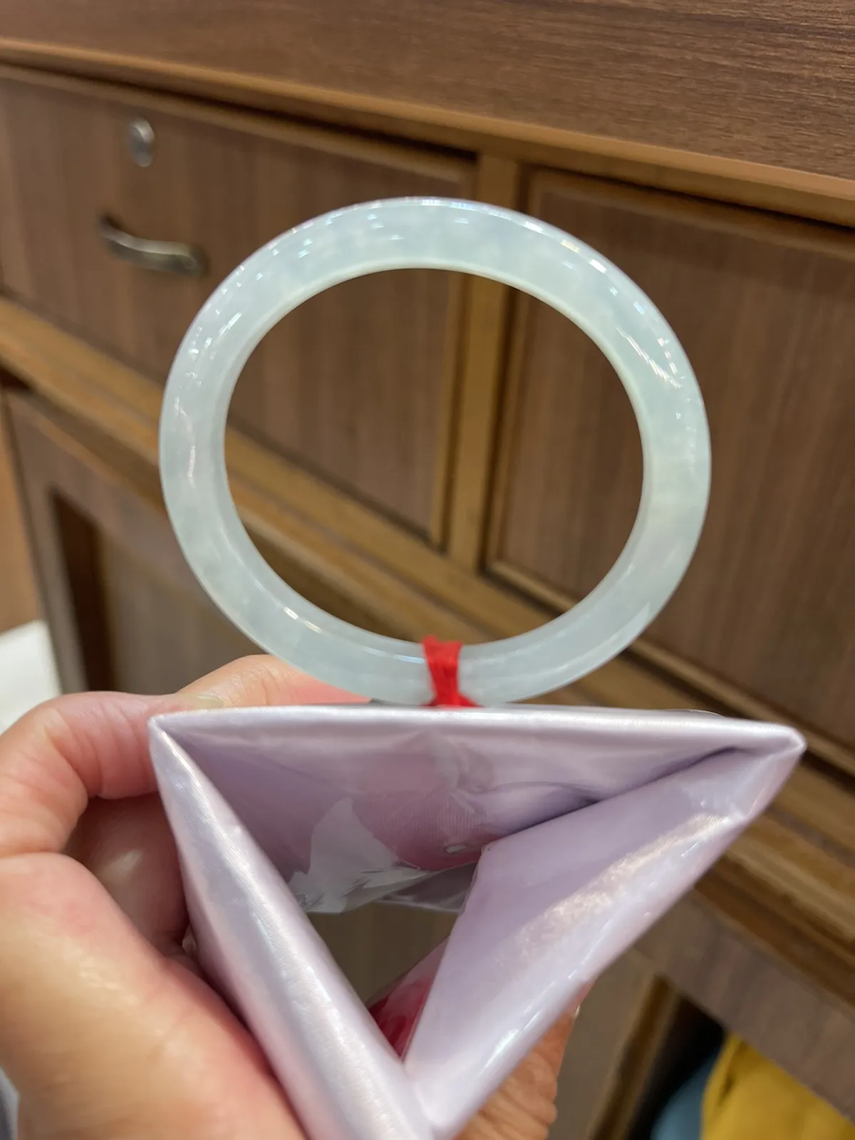 缅甸翡翠A货，小手的福，冰透水润，上手效果好，富贵吉祥平安幸福，