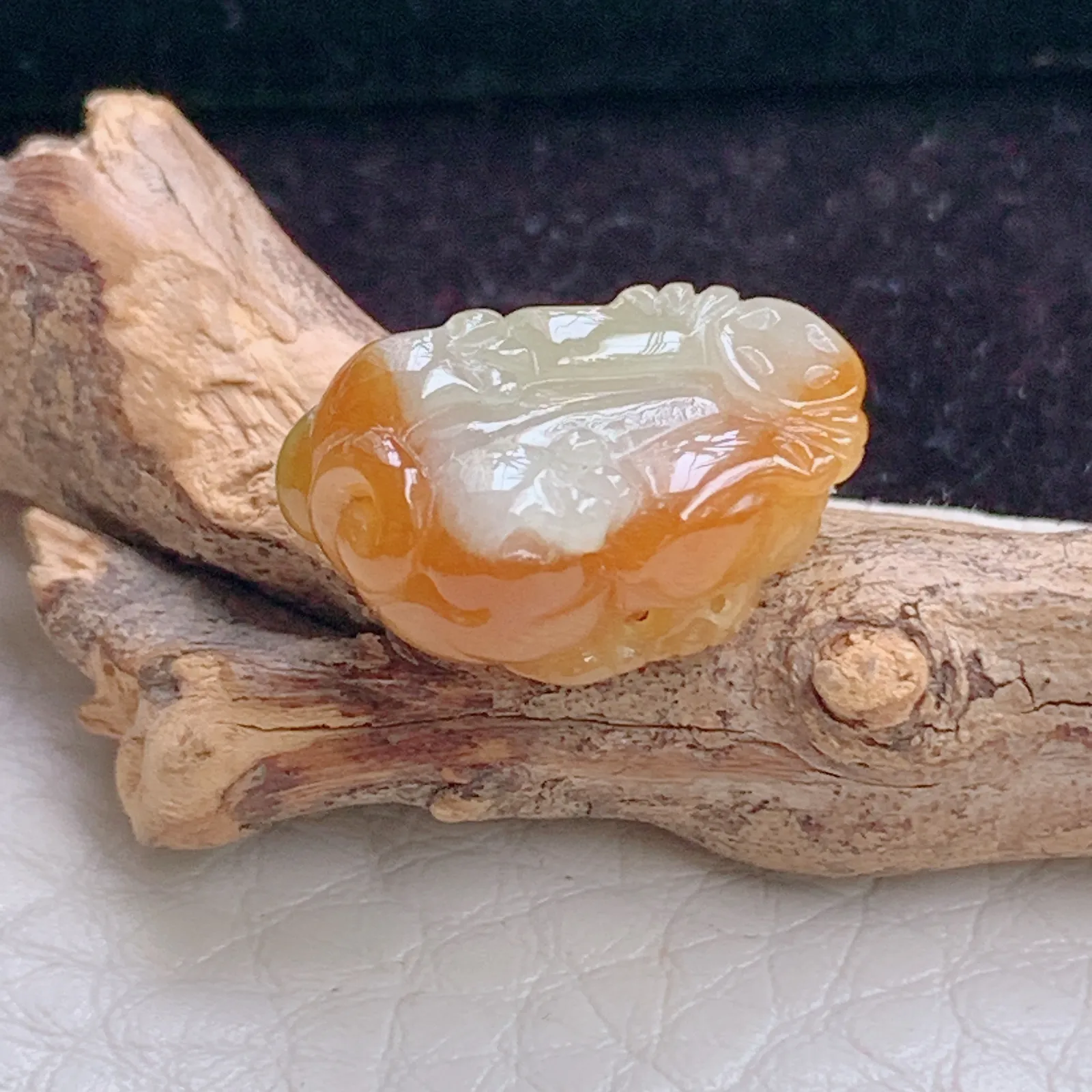 lz实拍17*7.8*10老坑精雕缅甸翡翠饱满招财貔貅 小皮休玉吊坠 玉挂件
