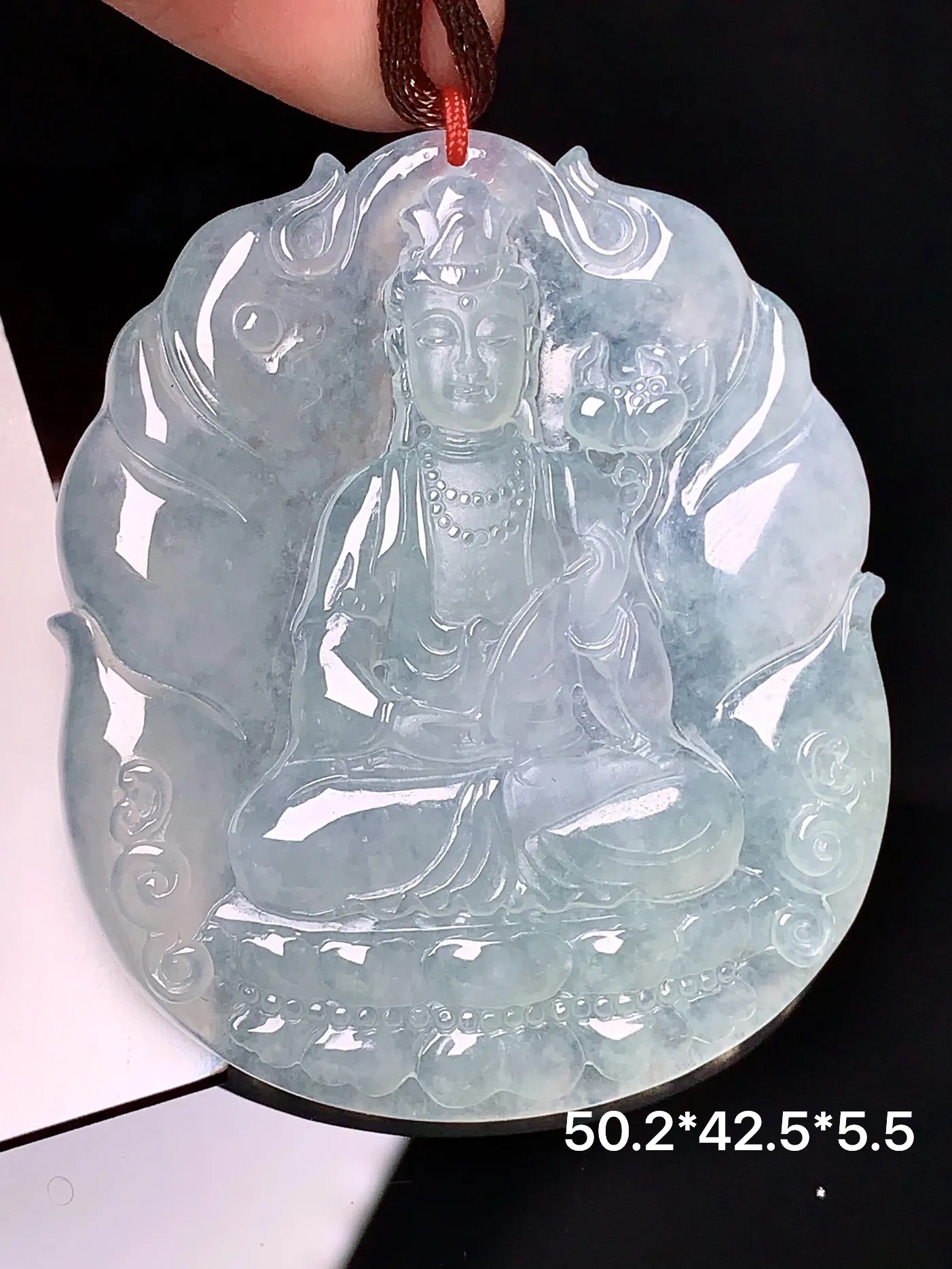 冰种观音菩萨吊坠 玉质细腻 水润亮眼 色泽艳丽 整体尺寸50.2*42.5*5.5