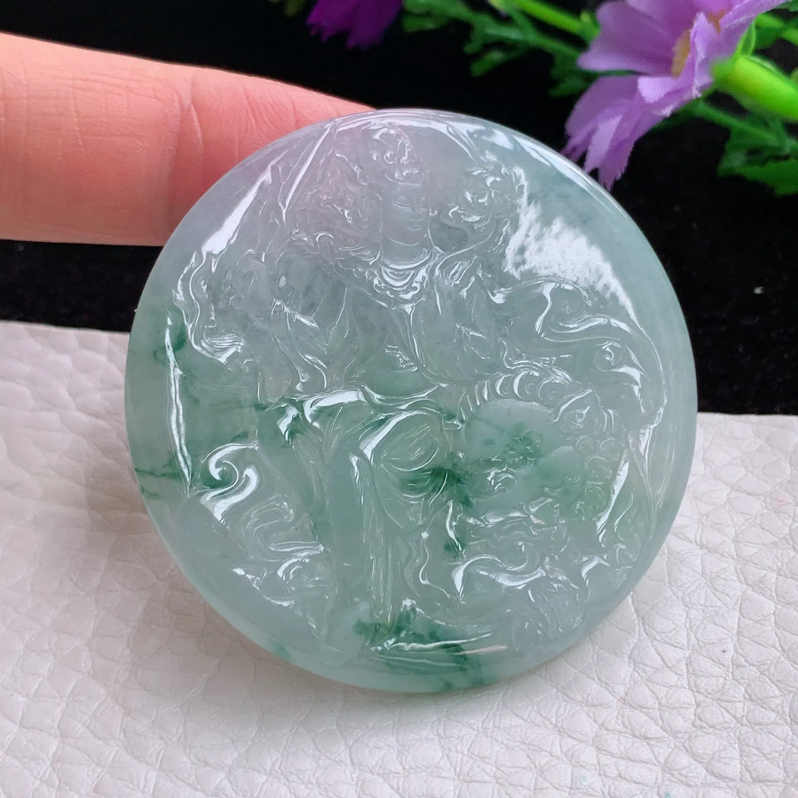 ktj实拍49.7*4.5老坑精雕缅甸翡翠冰飘花生肖守护神文殊玉吊坠 玉挂件