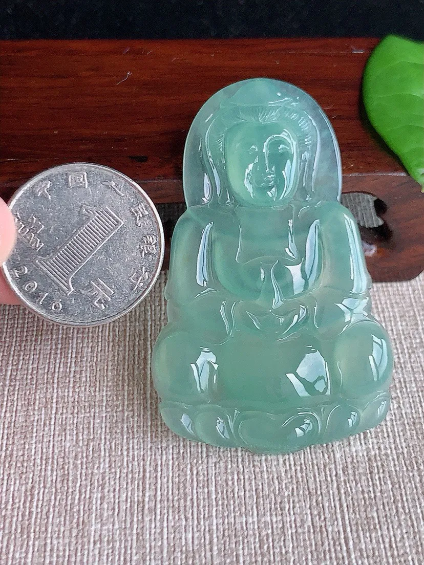 a货翡翠老坑冰种晴水正装观音吊坠 尺寸57.7×36×5.2mm 重量16.52g 0717