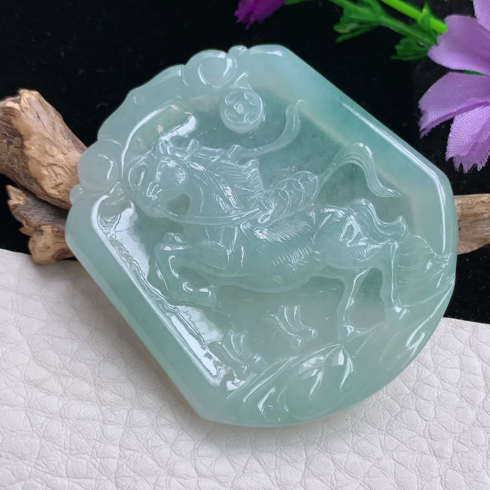 ktj实拍43*46.8*5.6老坑精雕缅甸翡翠冰晴马上发财 生肖马玉吊坠 玉挂件