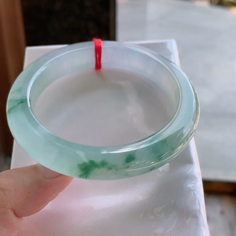 正圈冰玻飘花 无瑕 尺寸:57.6/11.6/9.7 花美 种水好️️
