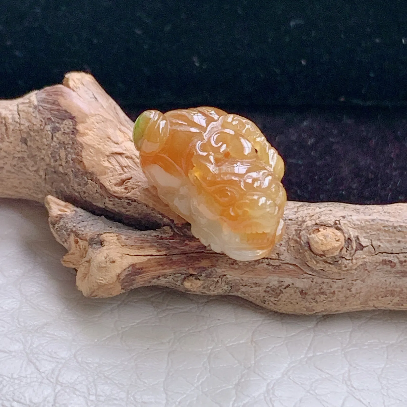 lz实拍17*7.8*10老坑精雕缅甸翡翠饱满招财貔貅 小皮休玉吊坠 玉挂件