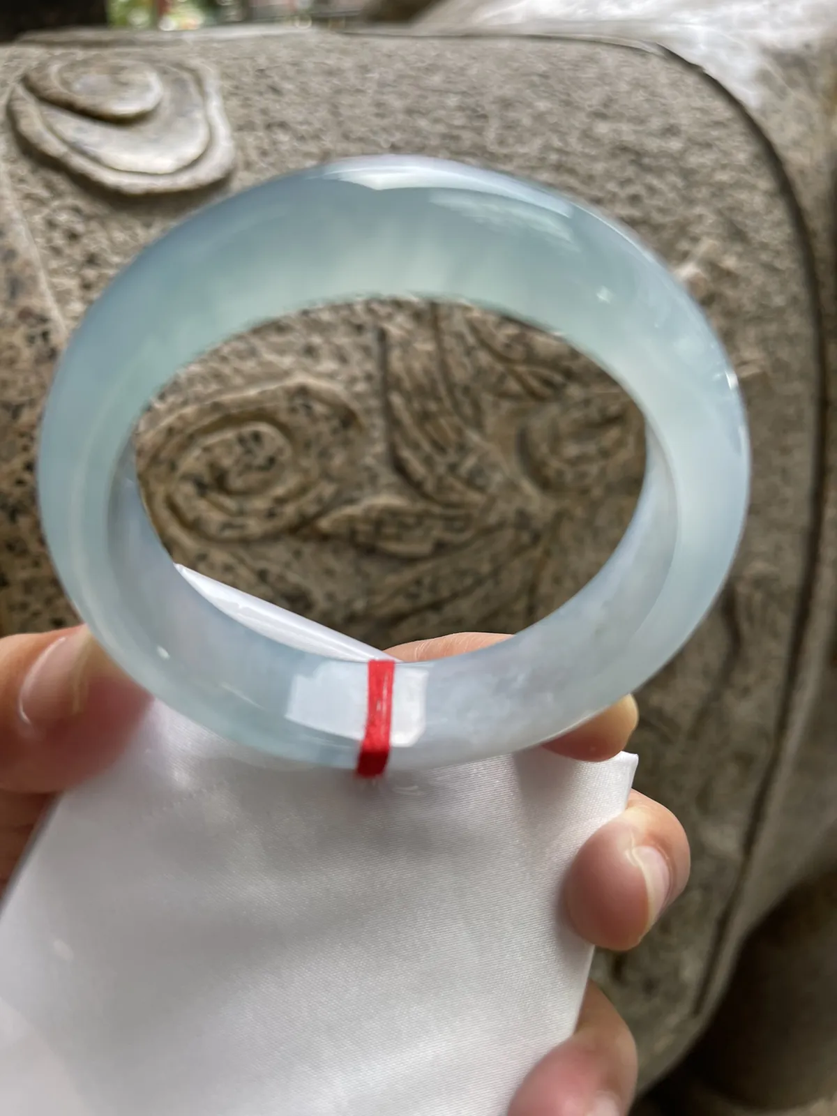缅甸翡翠A货，冰蓝水正圈手镯，上手效果好，富贵镯，平安健康，幸福美满，