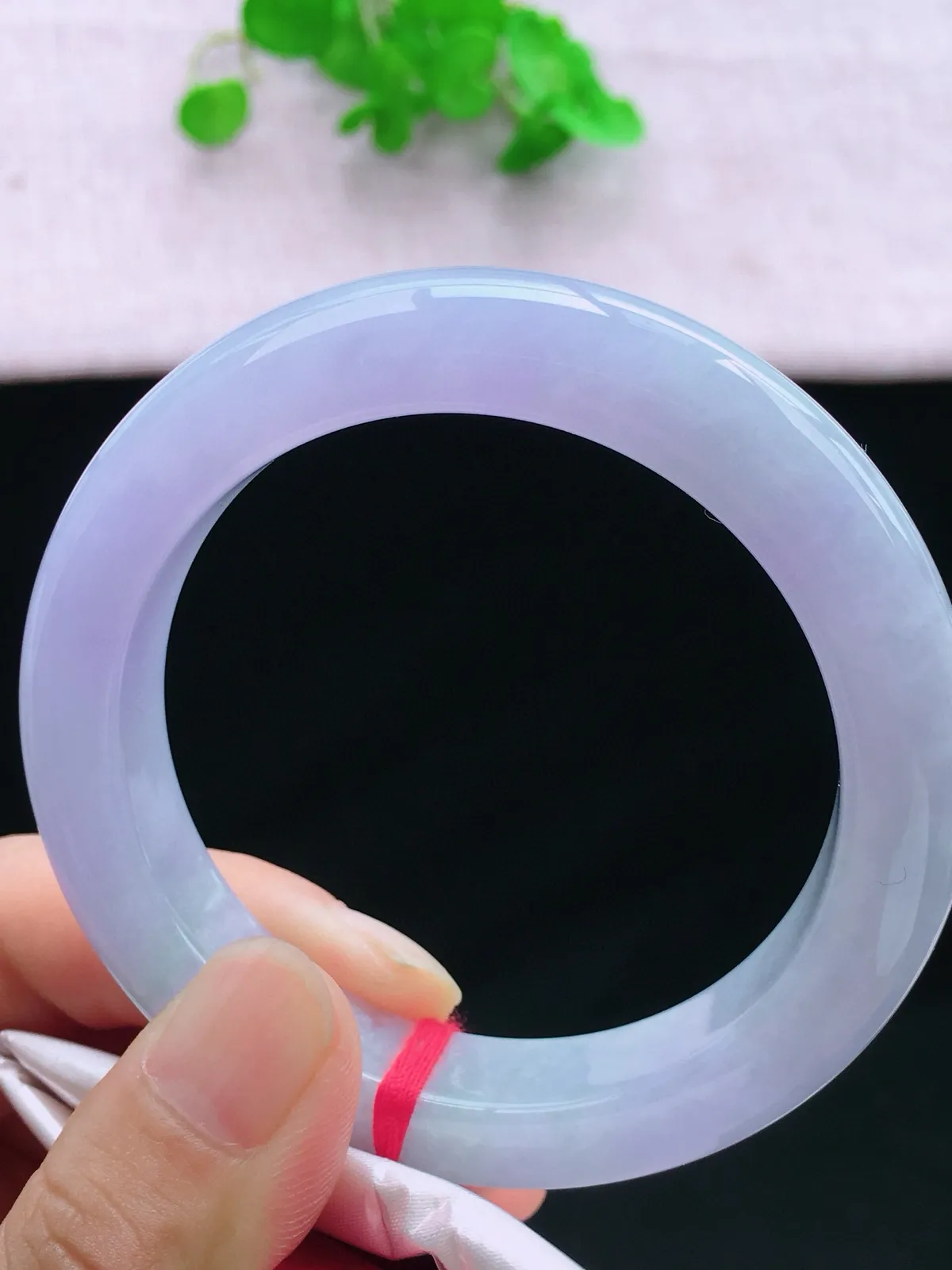 正圈56-57可戴，种老水足，尺寸56.4/12.3/9.9mm，紫罗兰正圈翡翠手镯。