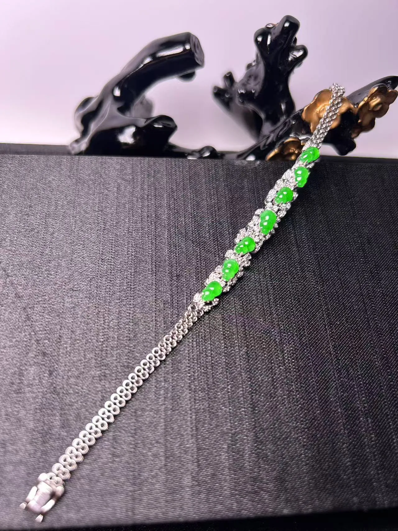 缅甸翡翠A货，葫芦手链，平平安安，健健康康．快快乐乐，上手效果美美的