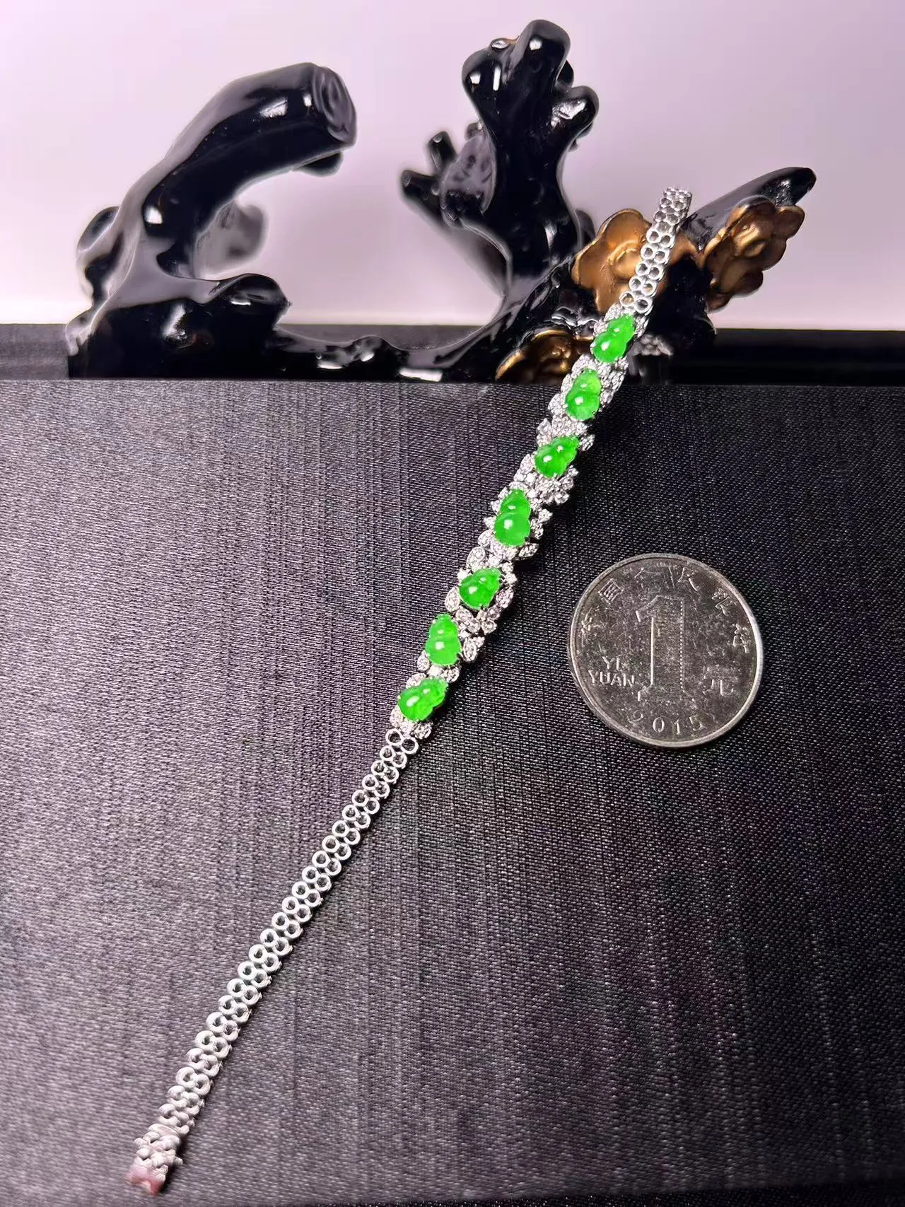 缅甸翡翠A货，葫芦手链，平平安安，健健康康．快快乐乐，上手效果美美的