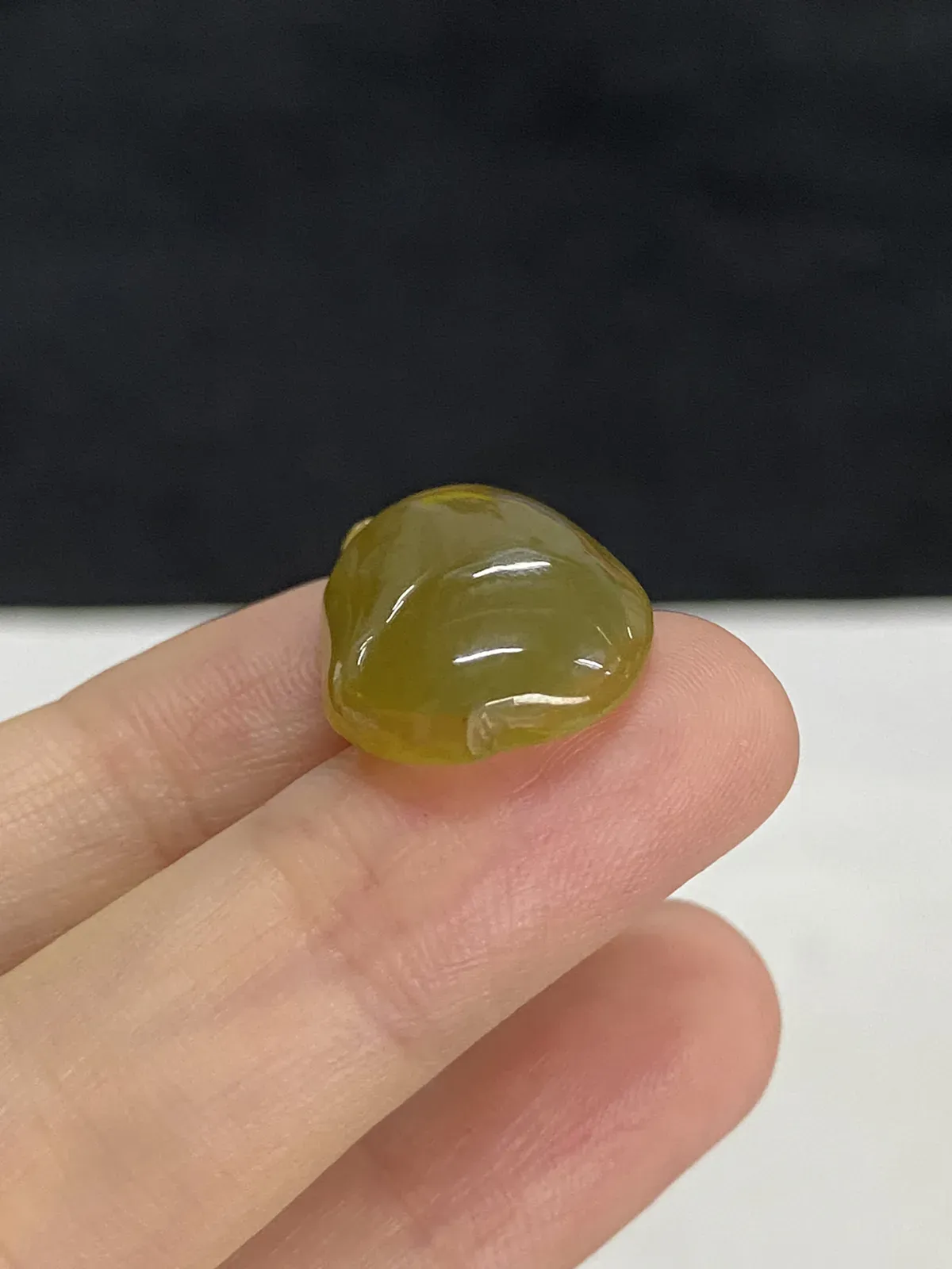 翡翠冰糯种黄色福瓜
