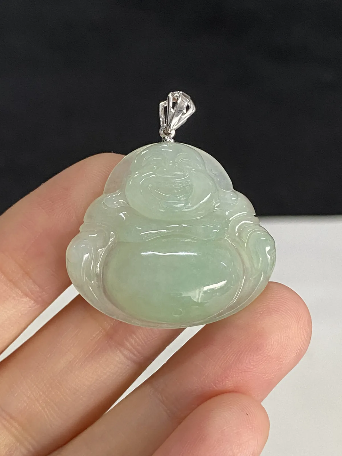 翡翠冰糯种绿色佛公吊坠