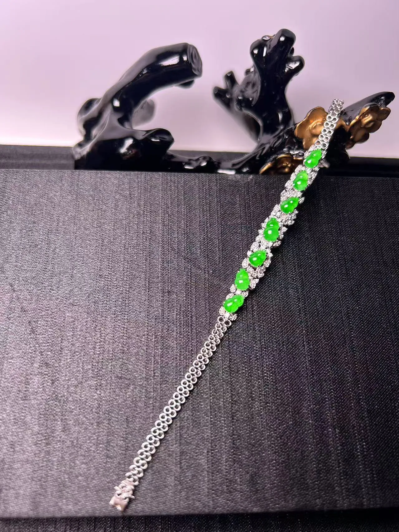 缅甸翡翠A货，葫芦手链，平平安安，健健康康．快快乐乐，上手效果美美的