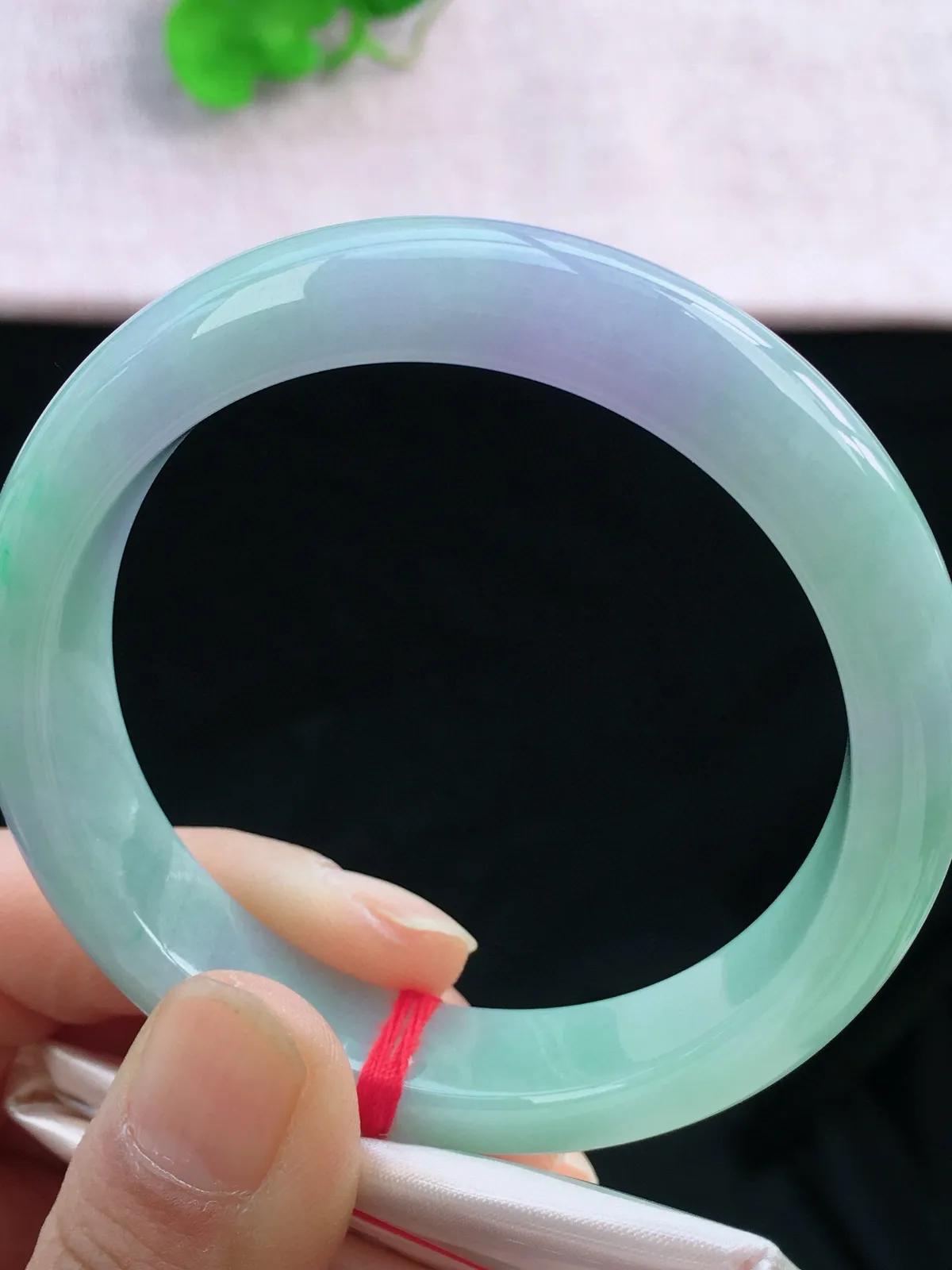 正圈55-56可戴，种老水足，尺寸56/12/7.5mm，紫罗兰正圈翡翠手镯