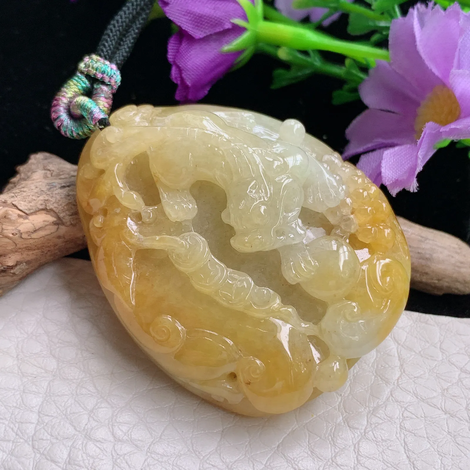 mut实拍48*40*14.5老坑精雕缅甸翡翠黄翡招财貔貅 皮休玉吊坠 玉挂件
