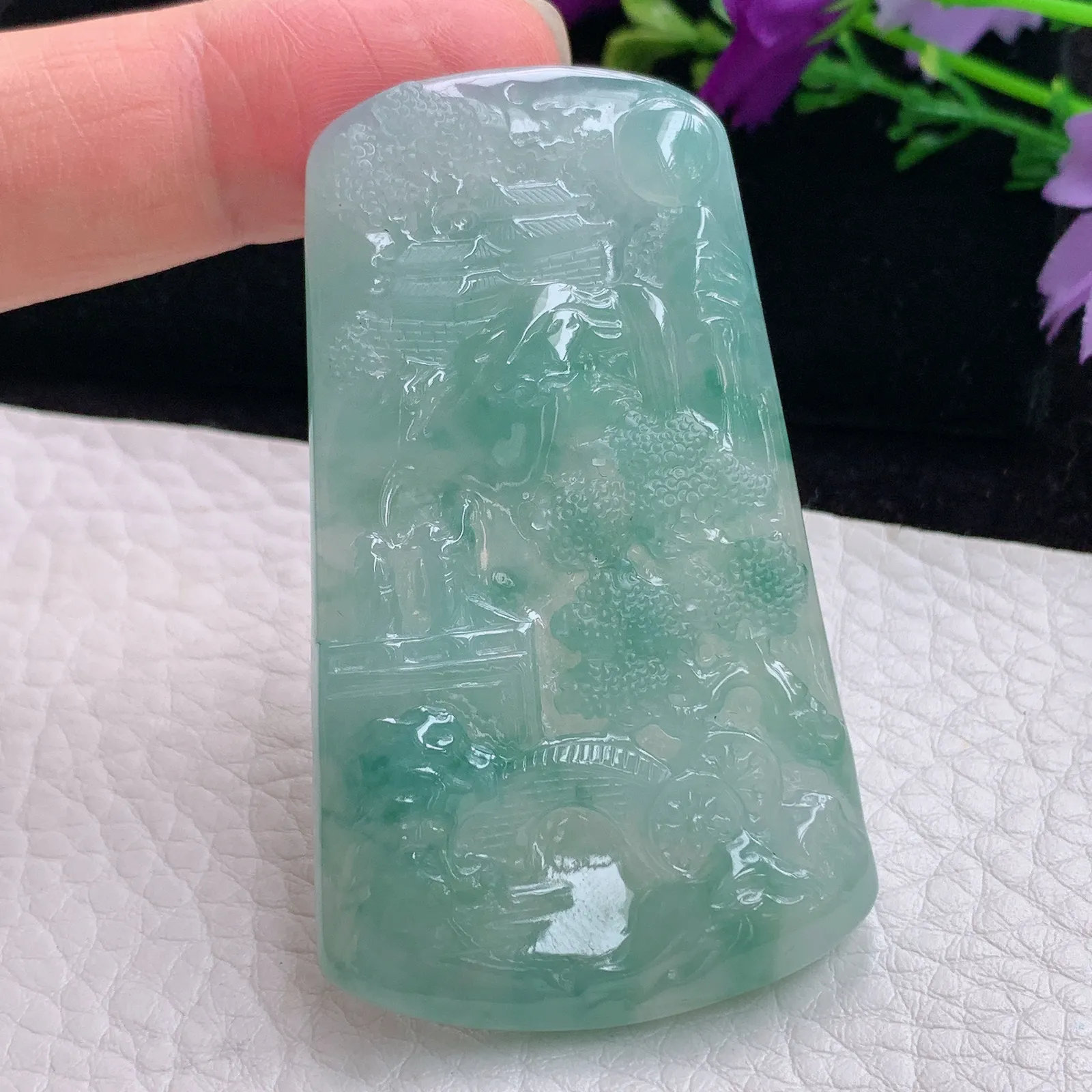 ktj实拍62*36.3*5老坑精雕缅甸翡翠冰润飘花大好河山 山水玉吊坠 玉挂件