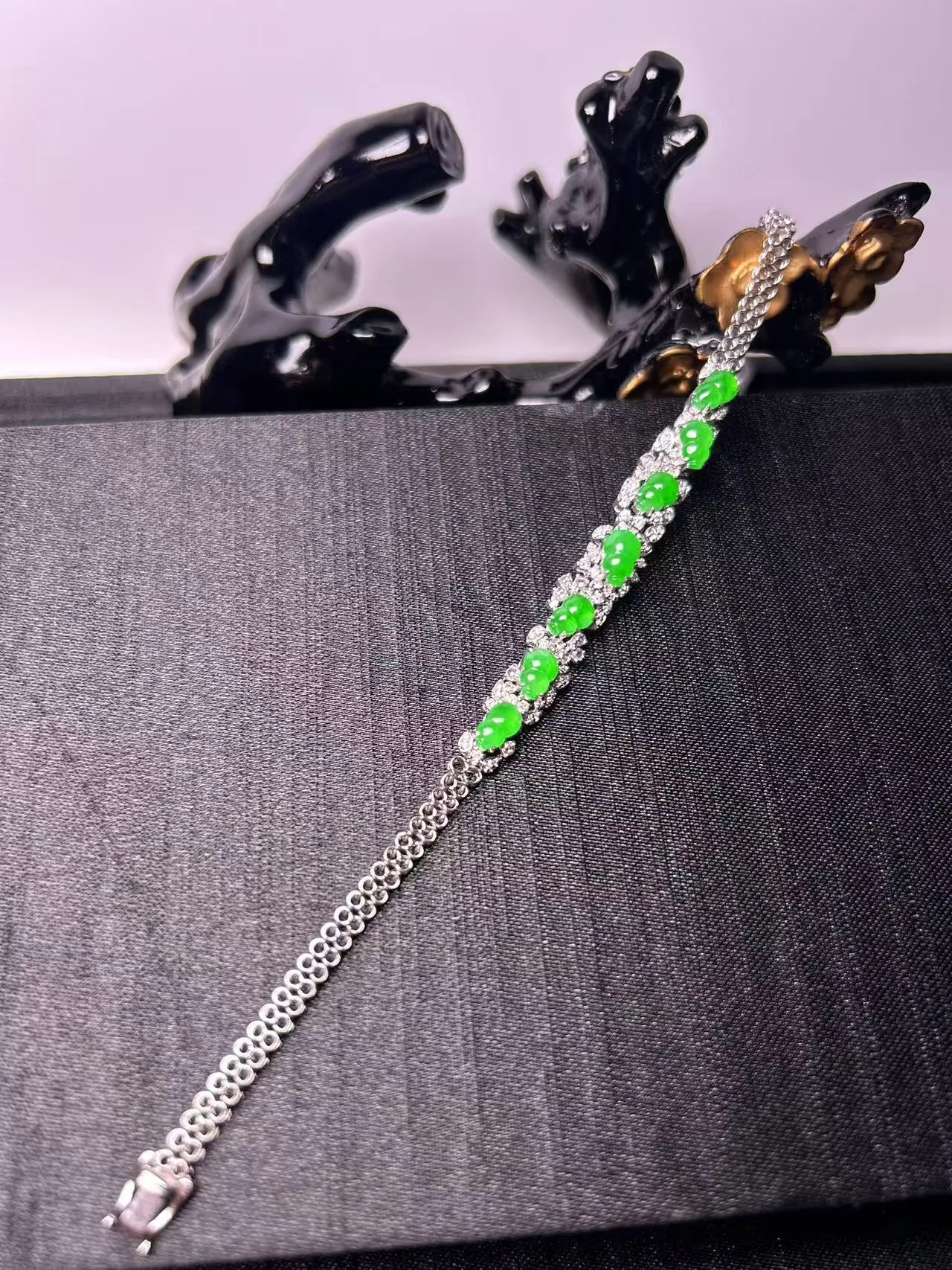 缅甸翡翠A货，葫芦手链，平平安安，健健康康．快快乐乐，上手效果美美的