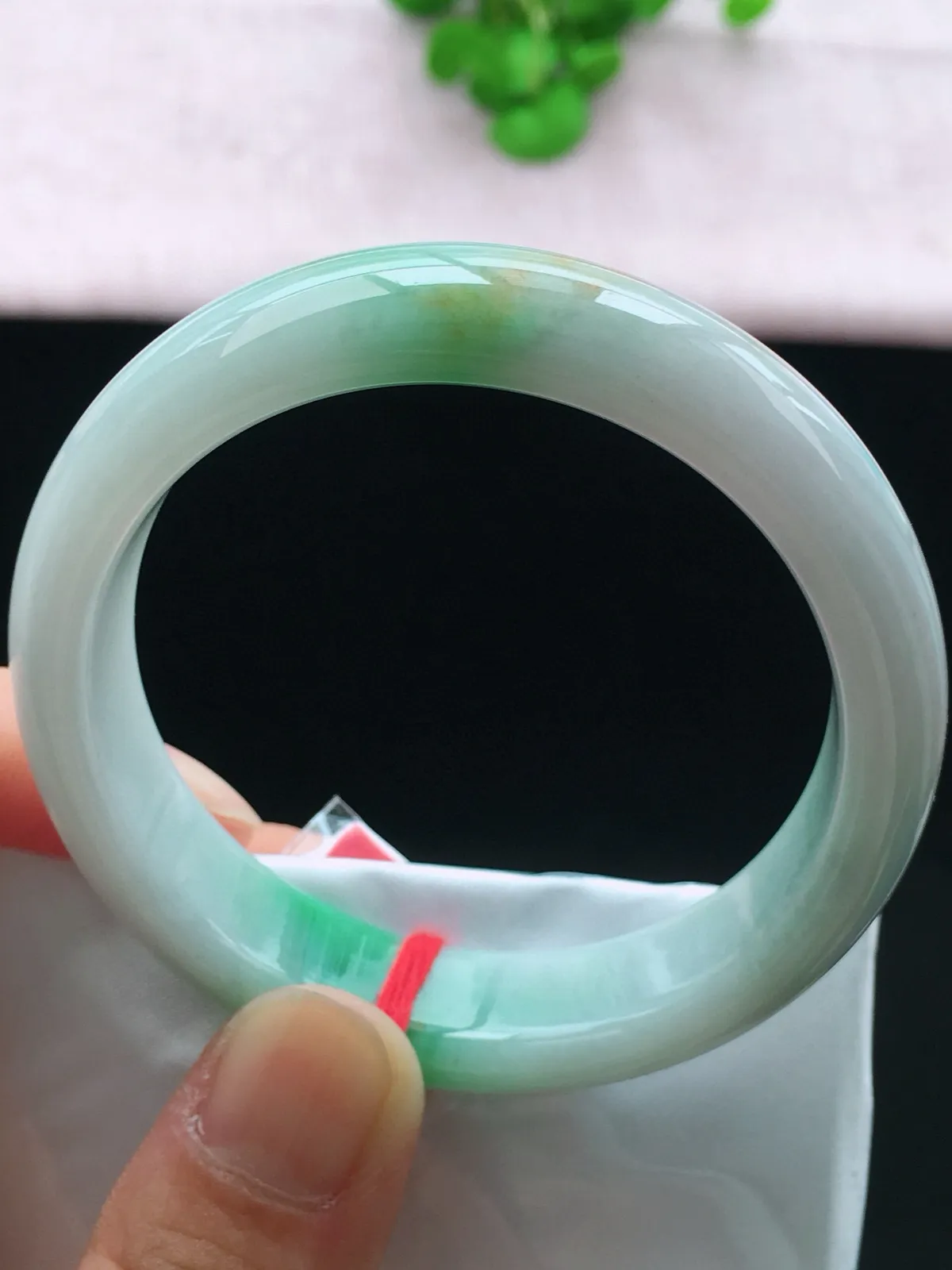 正圈52-53可戴，种老水足，尺寸53/13.4/7.5mm，双彩正圈翡翠手镯