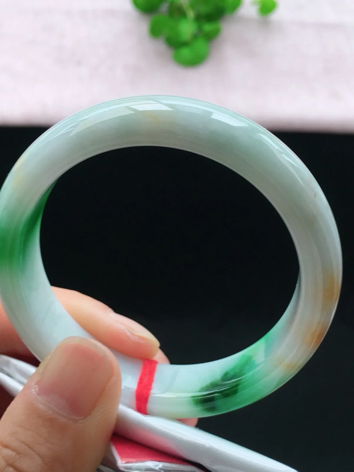 正圈52-53可戴，种老水足，尺寸53/13.4/7.5mm，双彩正圈翡翠手镯