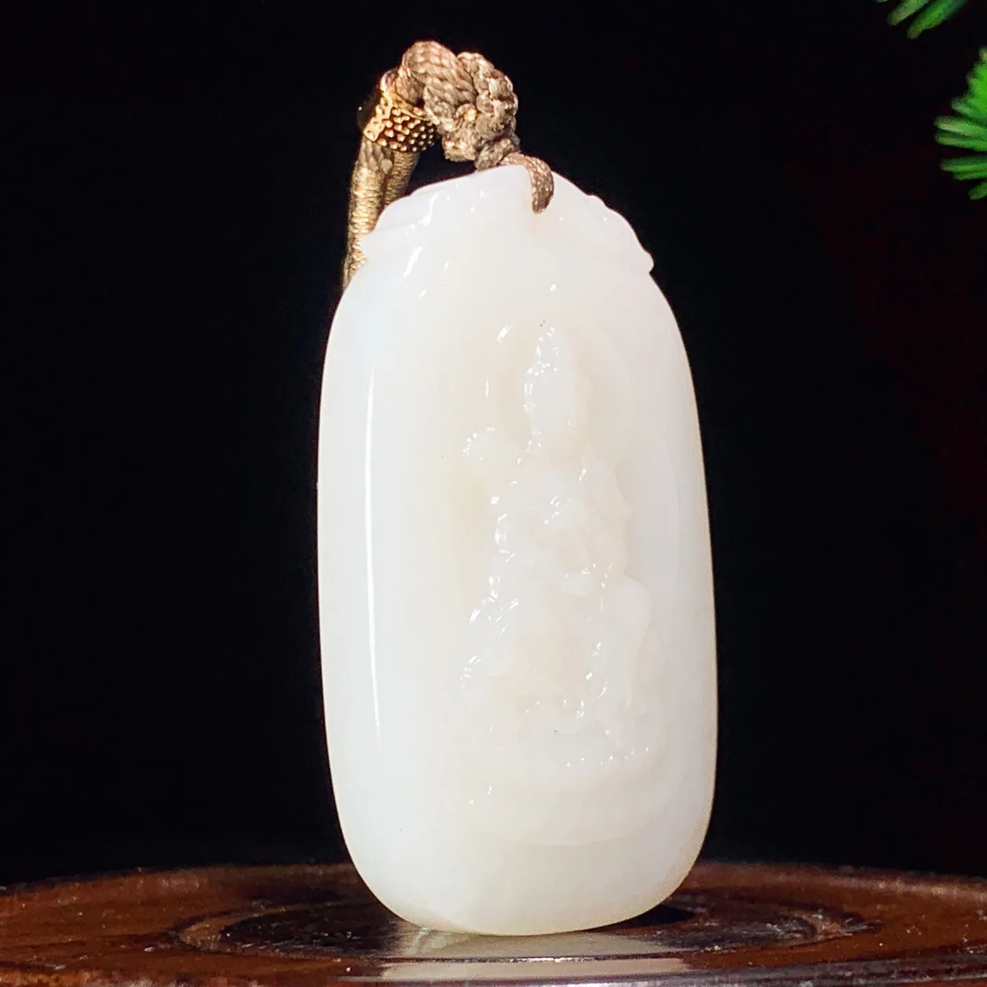 和田玉羊脂白玉普贤菩萨牌子挂件 尺寸53/32/8重40克 玉质细腻油润 底色纯净 脂粉好，品质好！lt250717