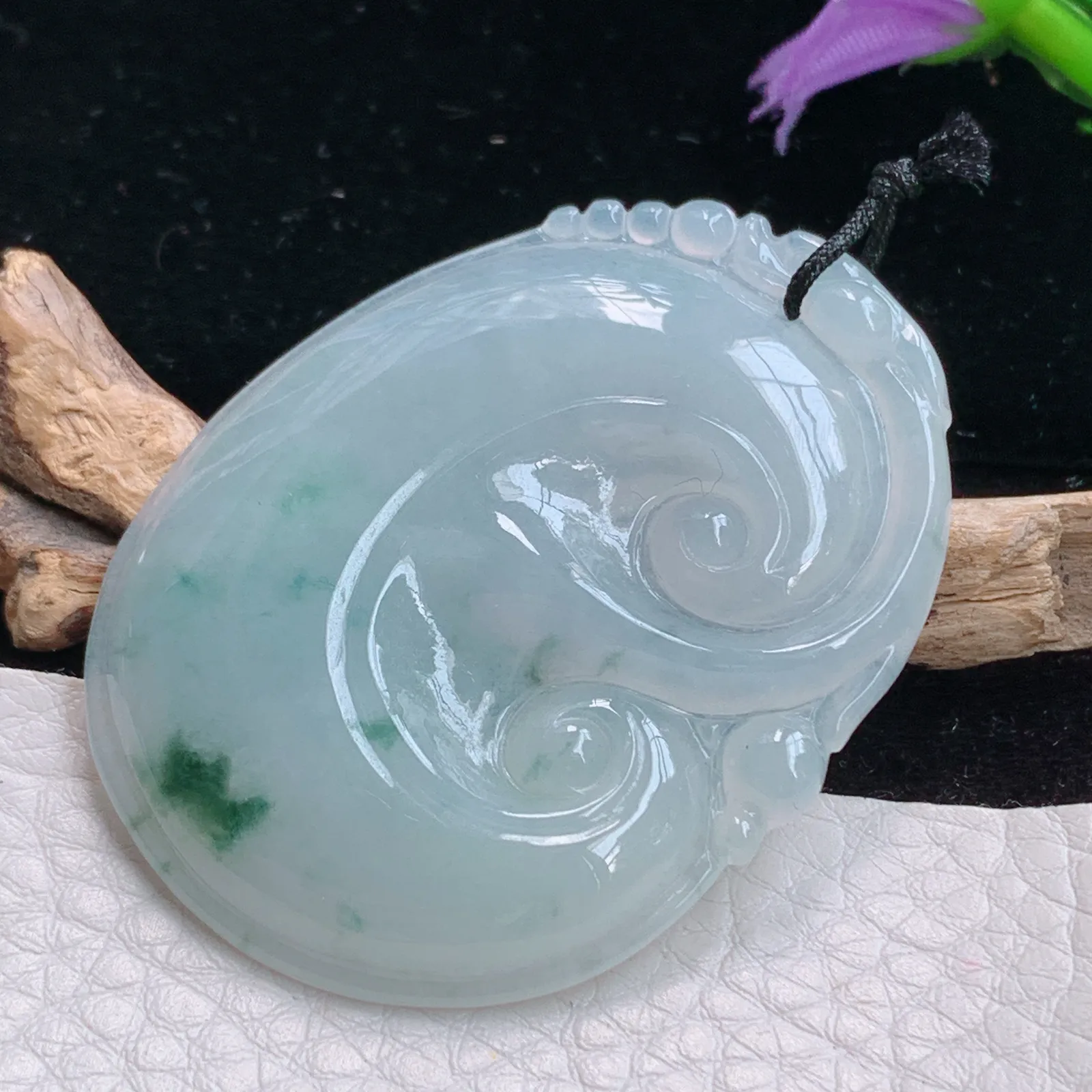 zen实拍53.8*41.5*6老坑精雕缅甸翡翠飘花饱满大如意玉吊坠 玉挂件