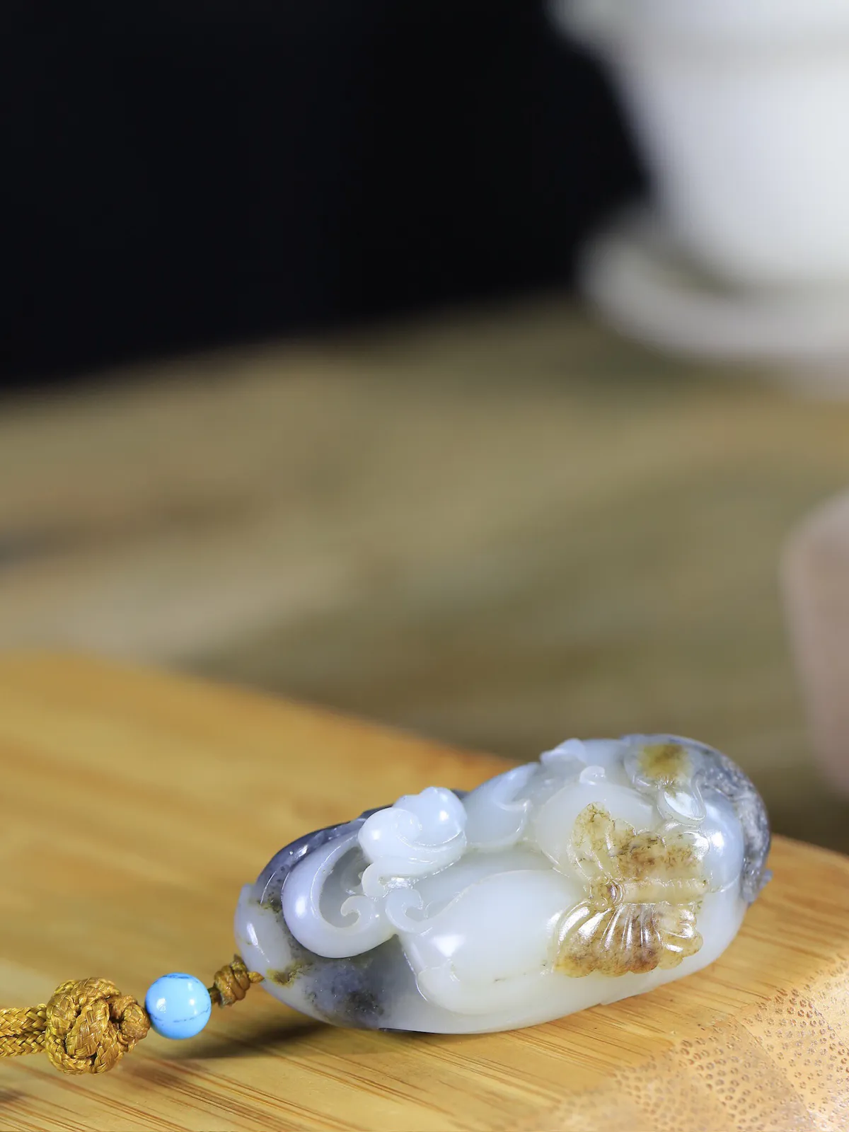 新疆和田青花籽料蝶恋花挂件 玉质温润细腻 尺寸51.5-31.5-20.5mm    FDL-89701976