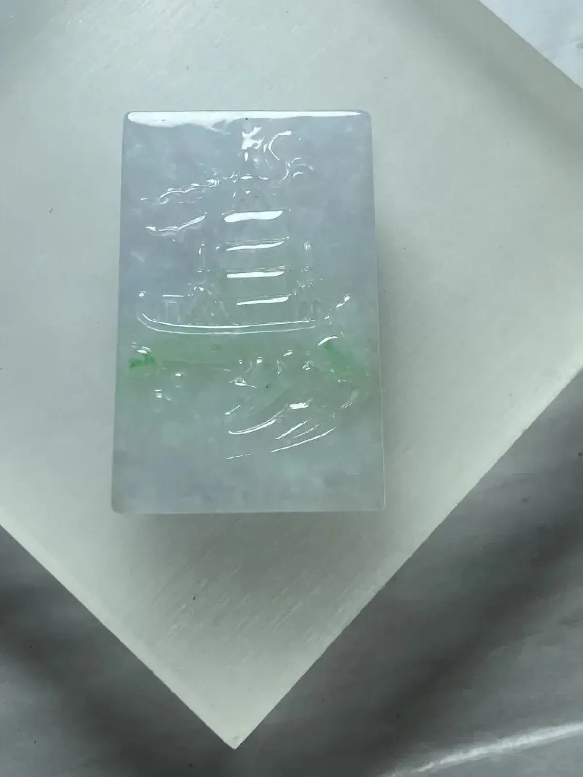 缅甸翡翠A货，一帆风顺，风调雨顺，平平安安，健健康康，吉祥如意，上身效果好，大气，