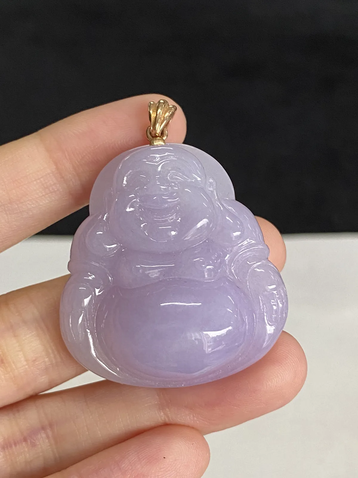 翡翠糯化种淡紫色吊坠