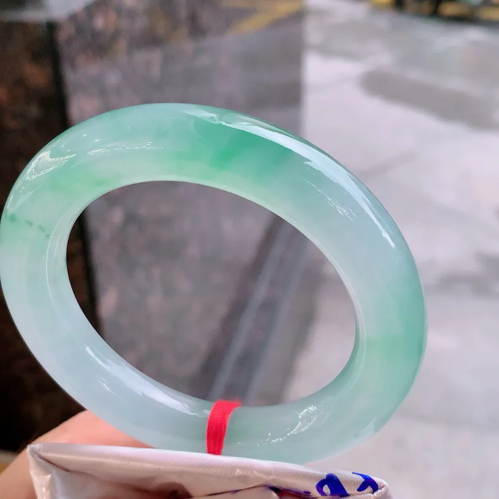 圆条高冰阳绿 无瑕 尺寸:56.7/12 种色俱佳🥰🥰