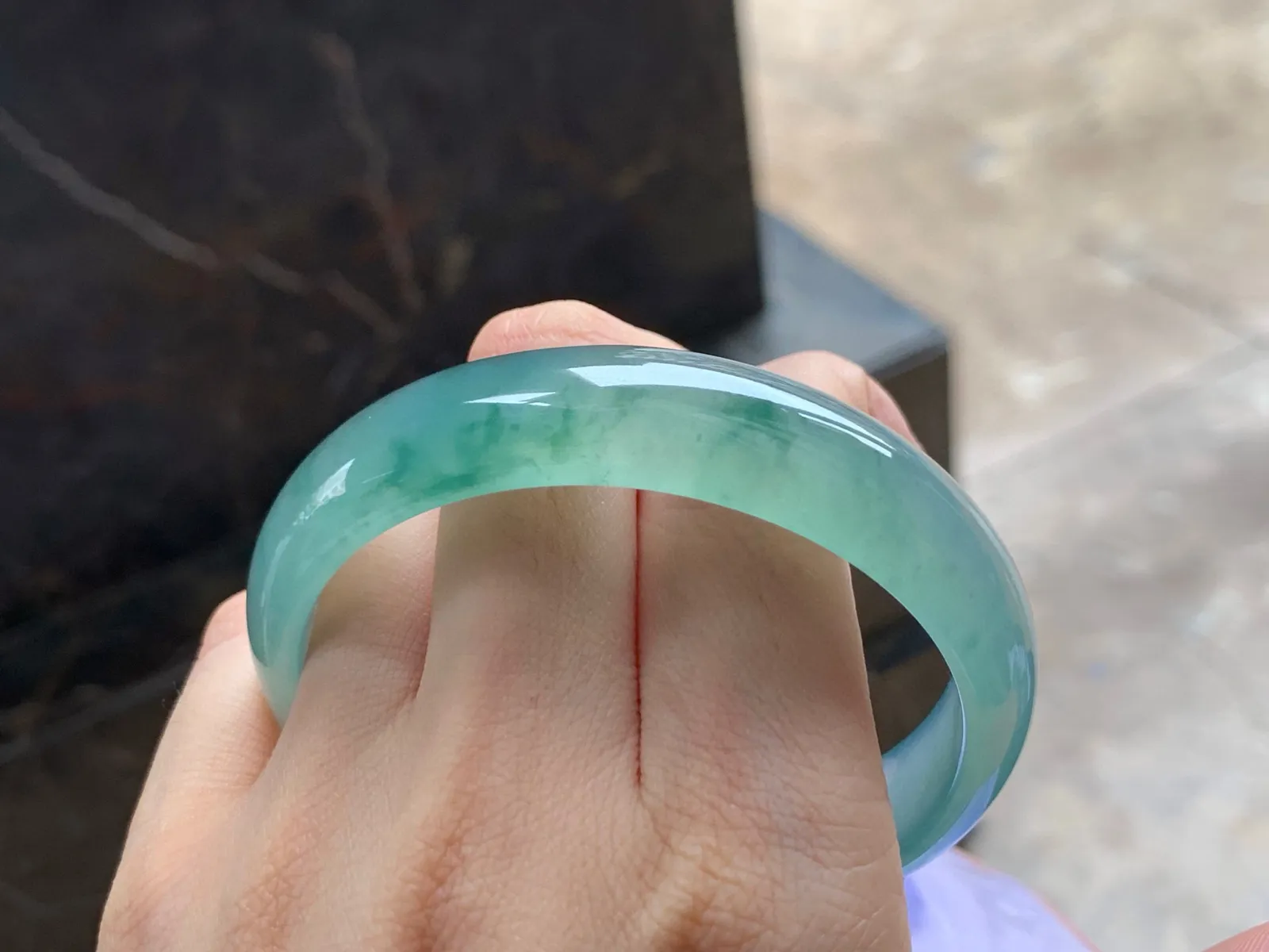 冰种蓝底飘花手镯
种老59/13/6.5mm