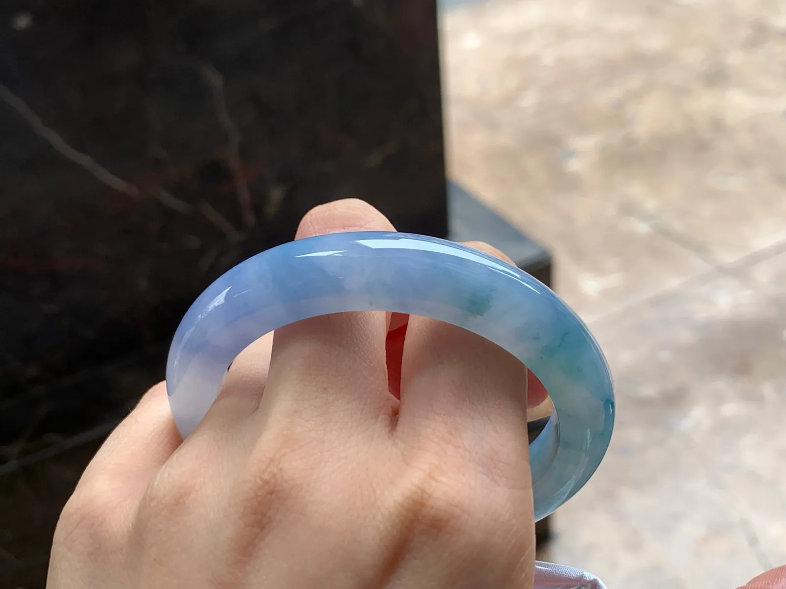 冰紫花手镯
独特55.8/11.5/9mm